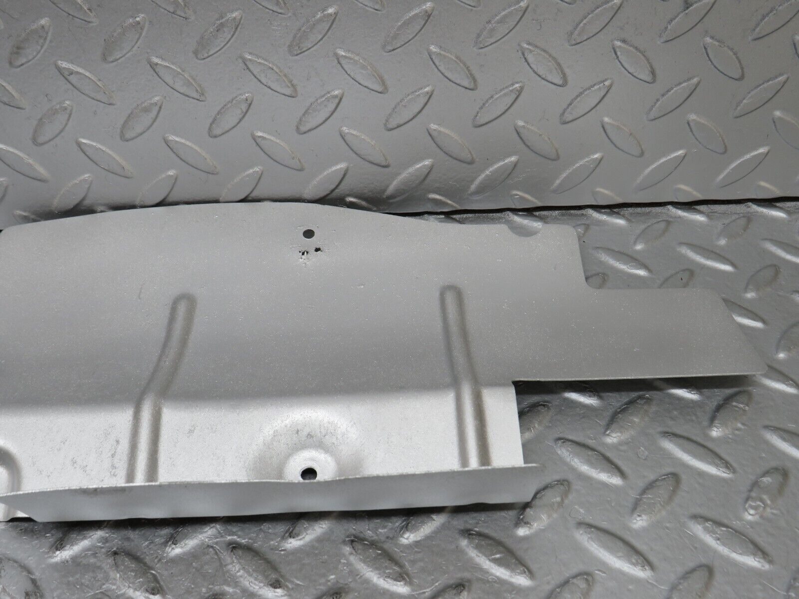 36170 Mercedes-Benz W126 420SE Exhaust Heat Shield