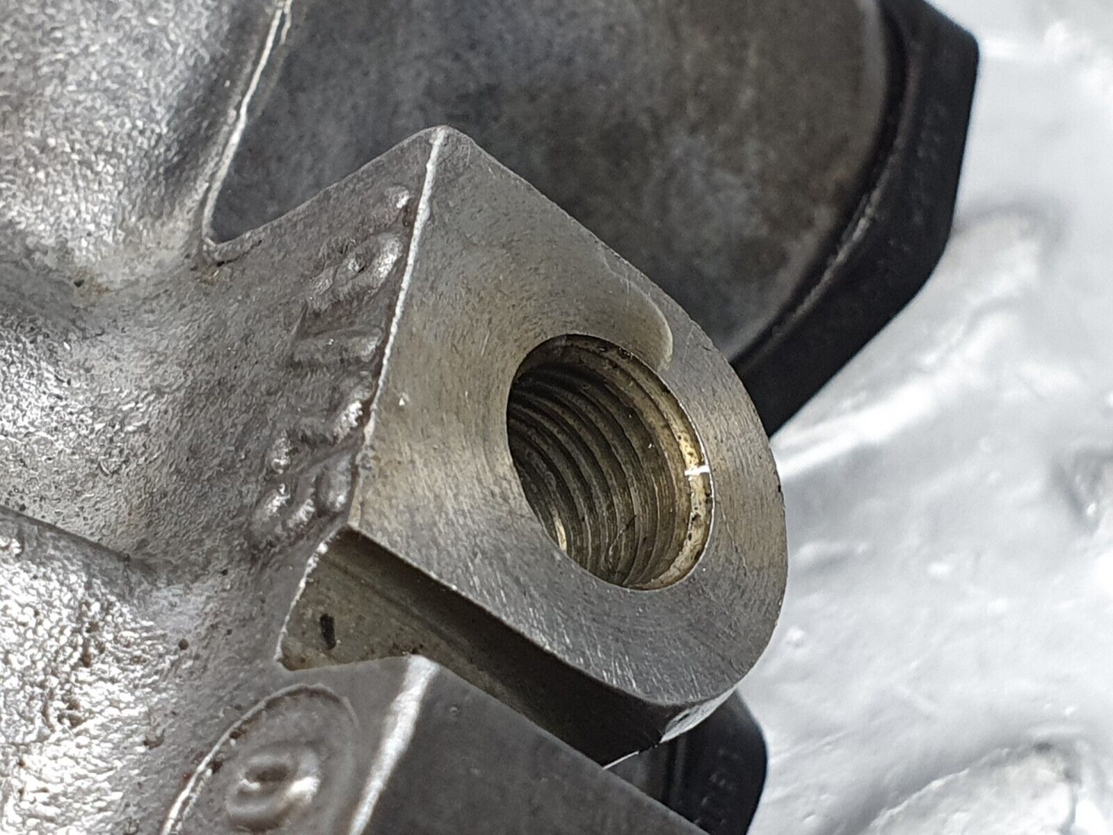 41060 Mercedes-Benz W126 300SE Brake Master Cylinder ATE