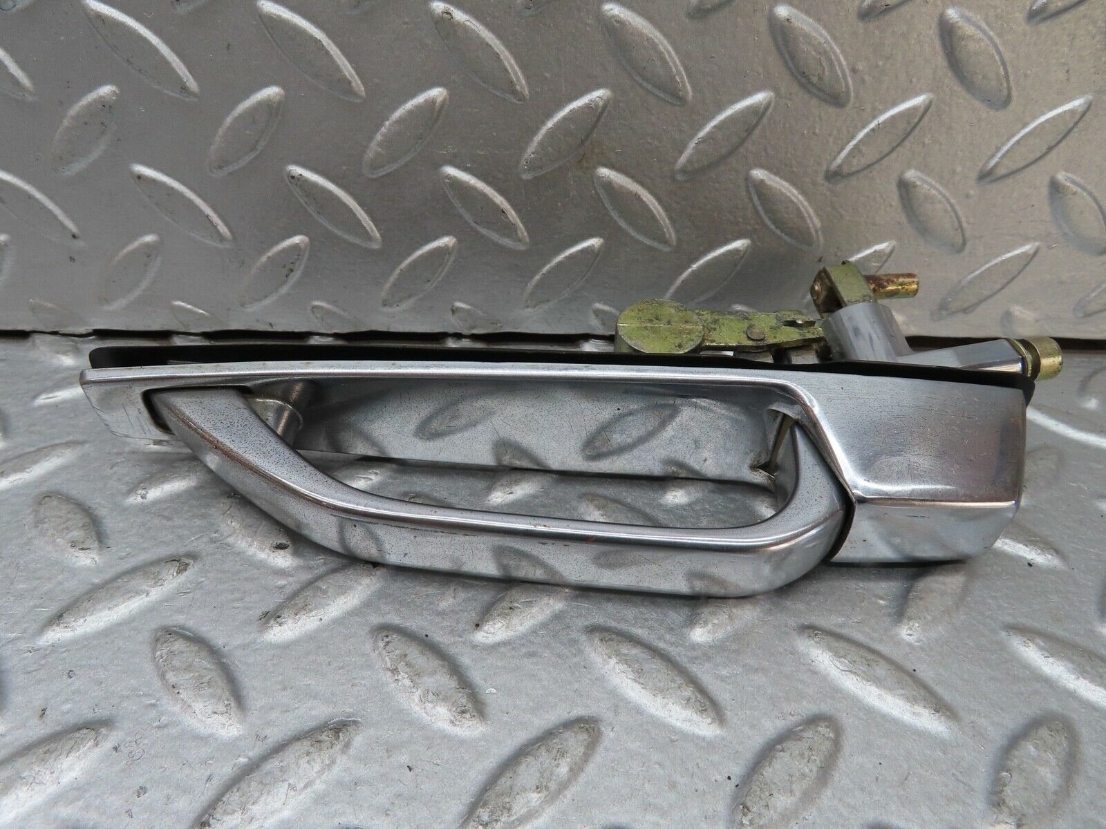18795 Mercedes-Benz W116 Rear Exterior Chrome Door Handle 1167600059