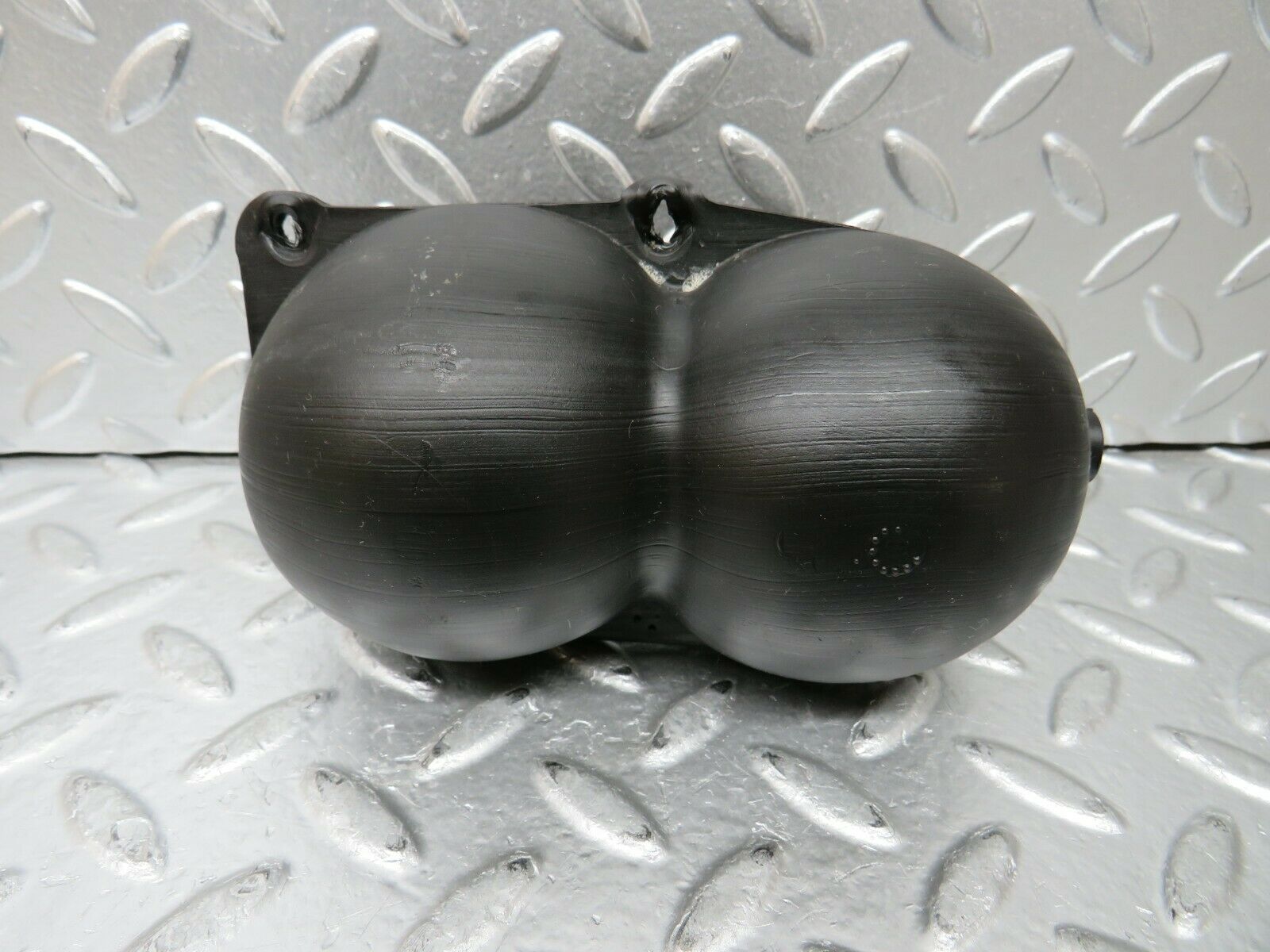 24364 Mercedes-Benz S124 220TE Wagon Vacuum Reservoir