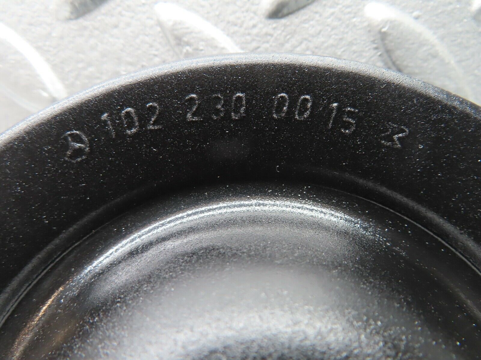 21283 Mercedes-Benz W123 230E Power Steering Pump Pulley 1022300015