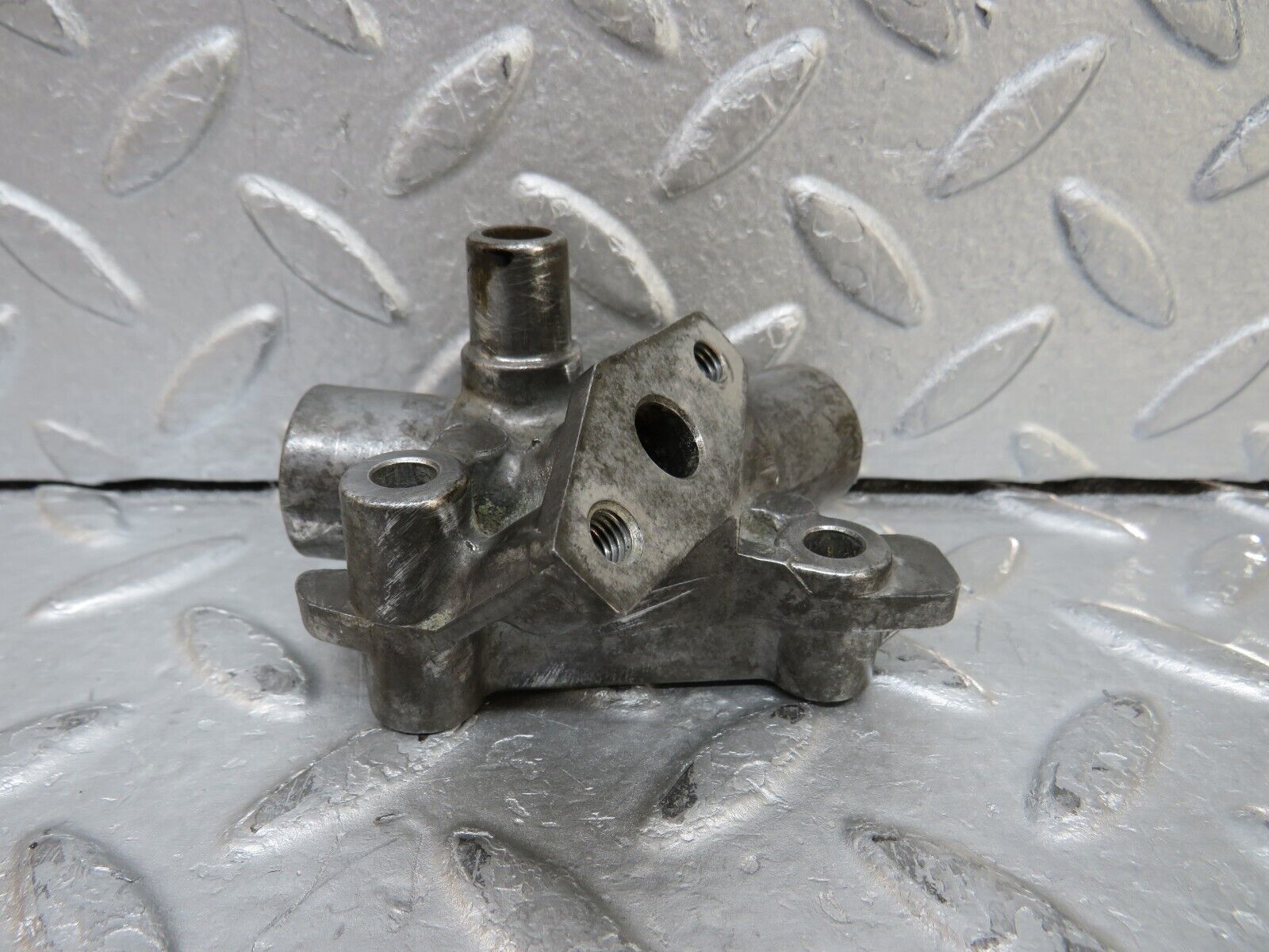 37145 Mercedes-Benz C126 420SEC Coupe Auxiliary Air Valve 1170940312