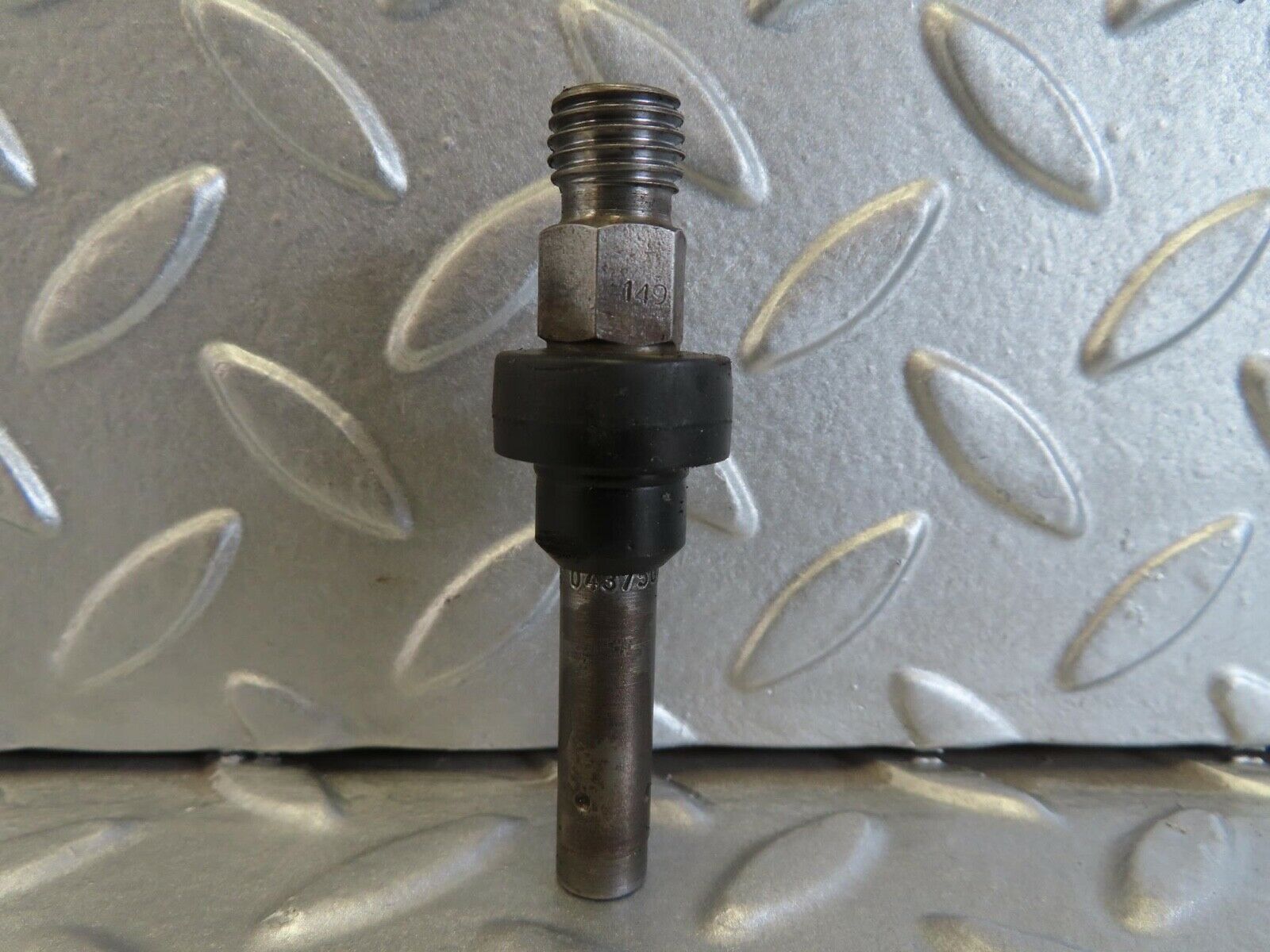 14034 Mercedes-Benz C107 280SLC Fuel Injector Bosch 0437502010