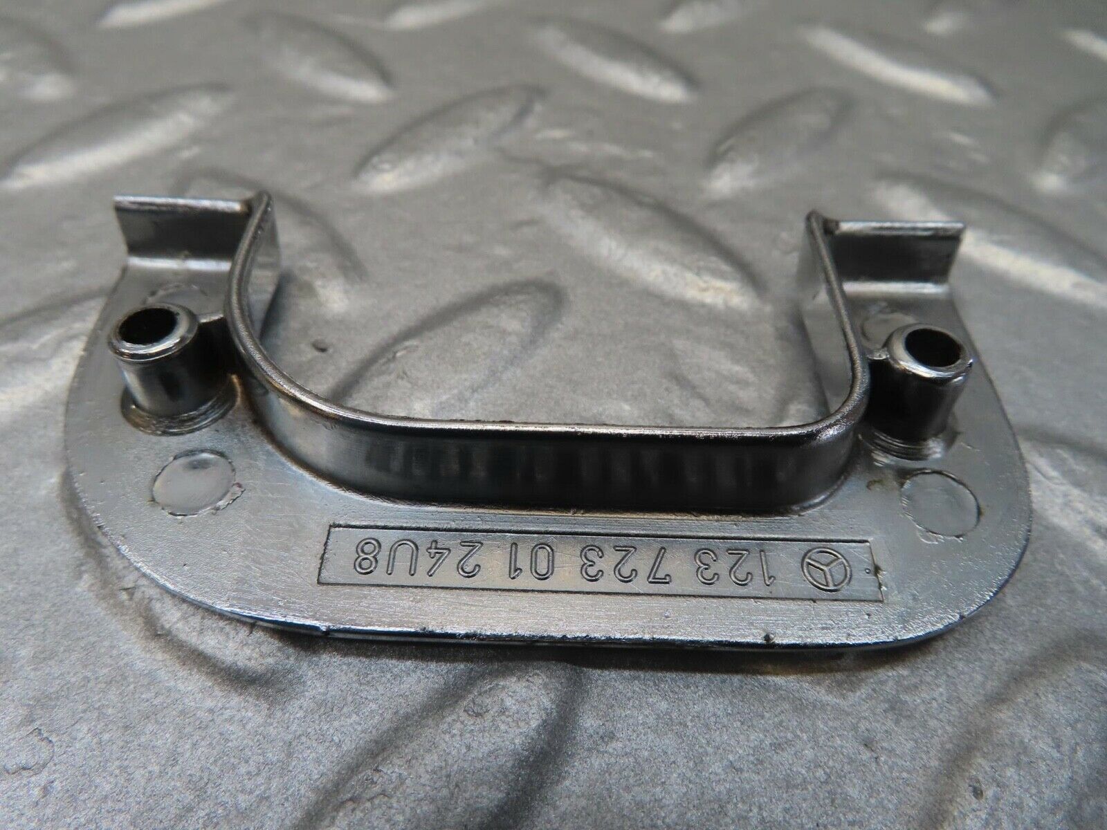 16039 Mercedes-Benz W123 280E Left Interior Chrome Door Latch Trim 1237230124