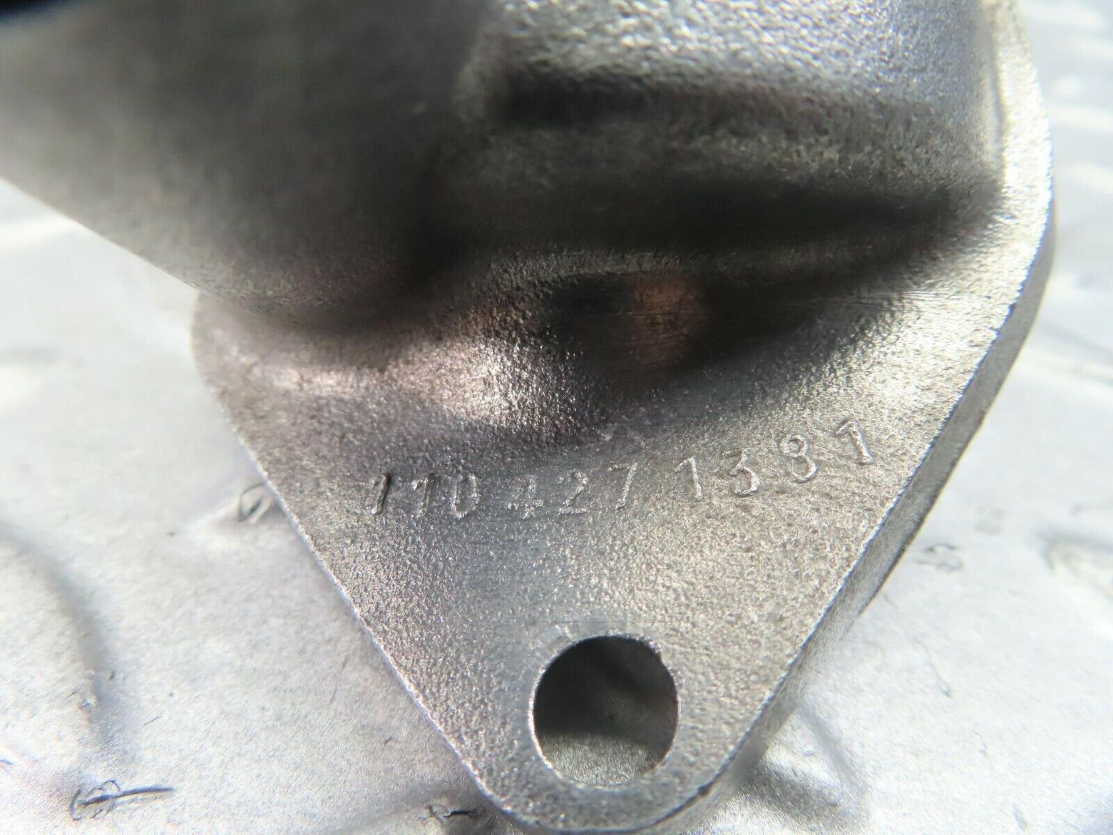 8496 Mercedes-Benz W110 Handbrake Cable Regulator 1104271381