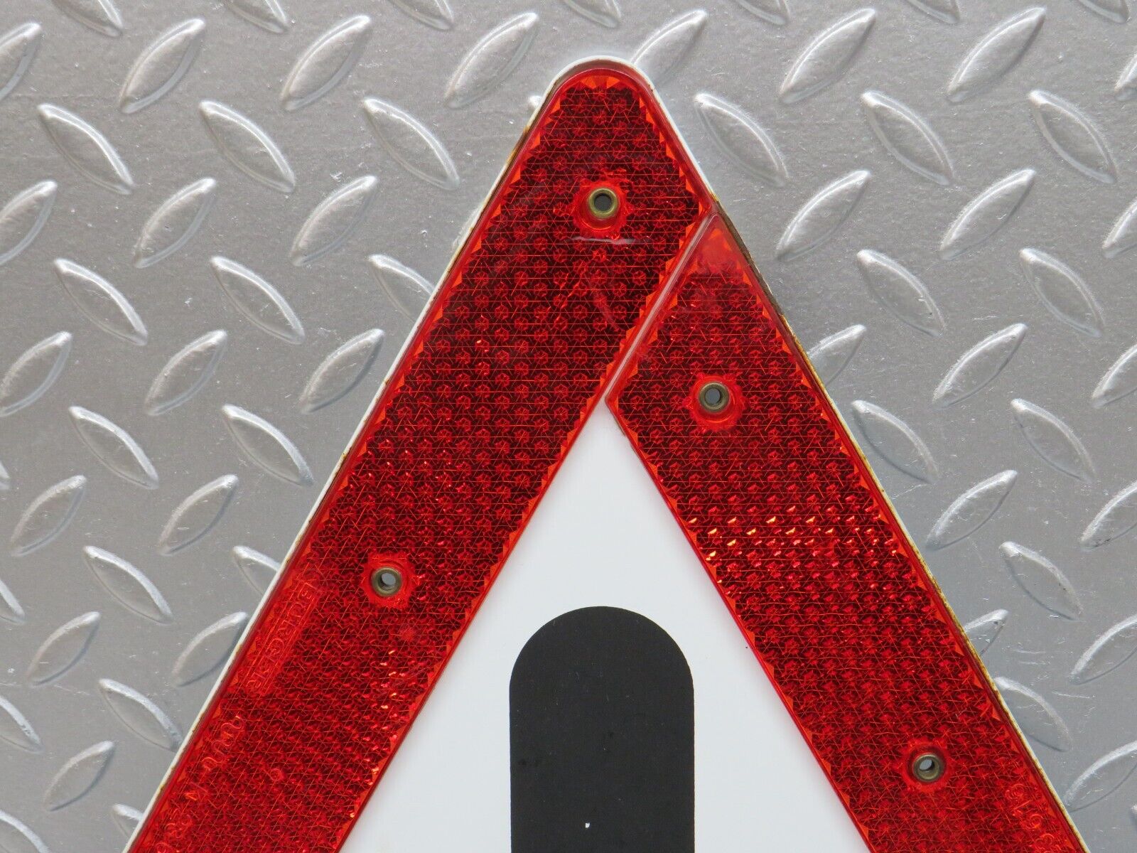 33573 Mercedes-Benz W201 190E 2.0L Warning Triangle