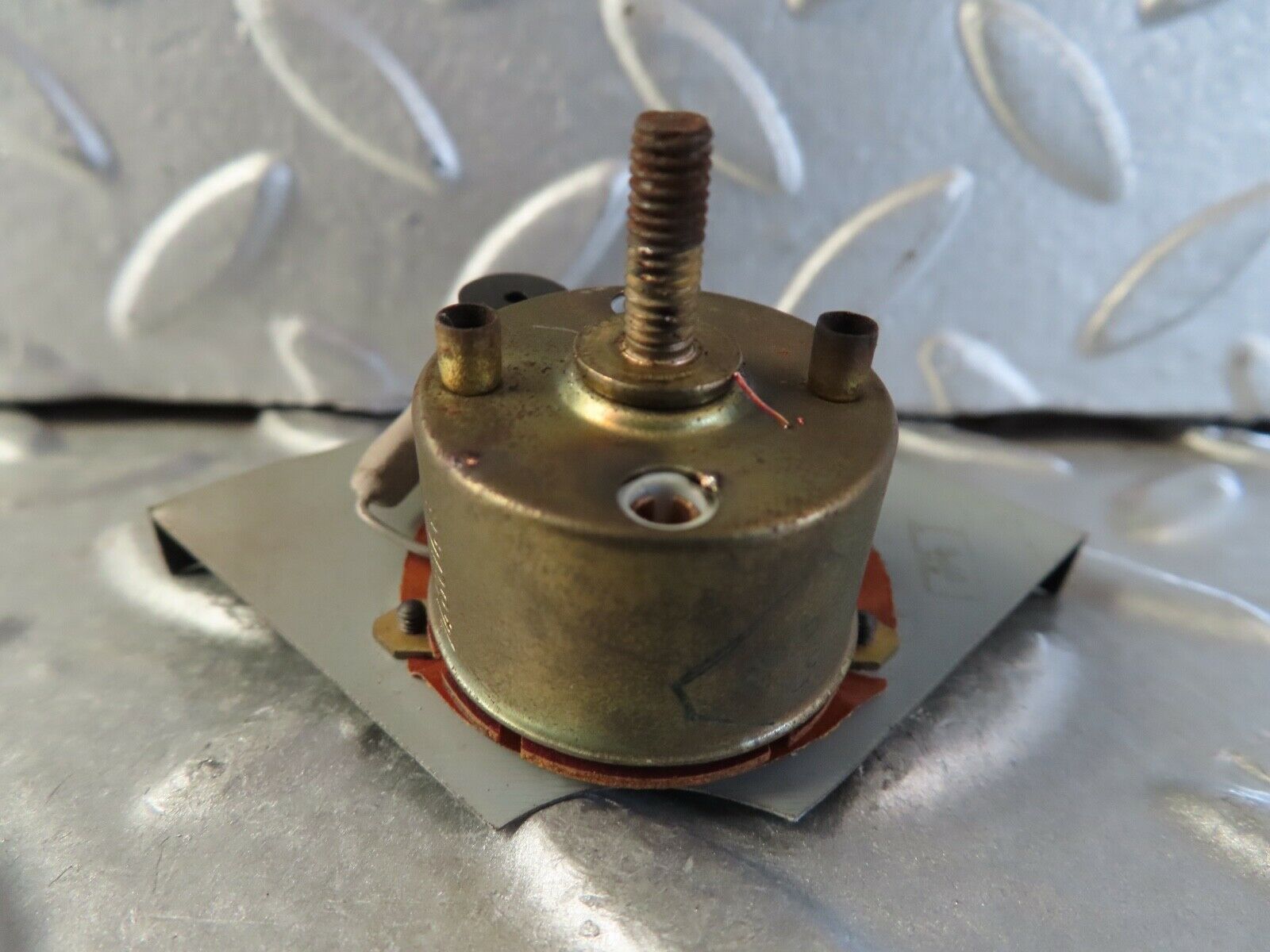 10644 Mercedes-Benz W115 Fuel Gauge