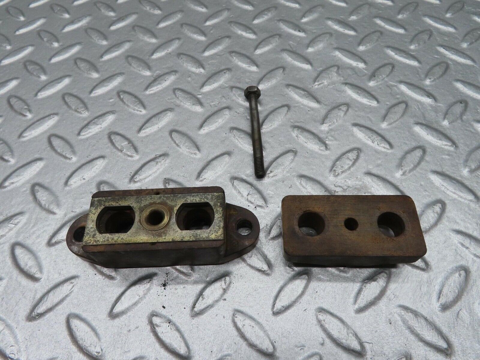 12838 Mercedes-Benz W111 220SE Fuel Injector Bracket