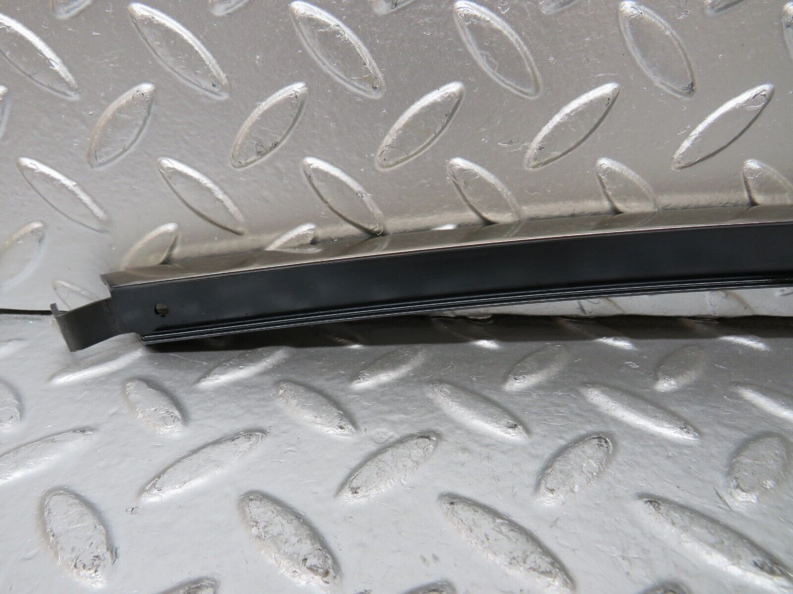 25872 Mercedes-Benz W124 280E Rear Right Door Window Channel