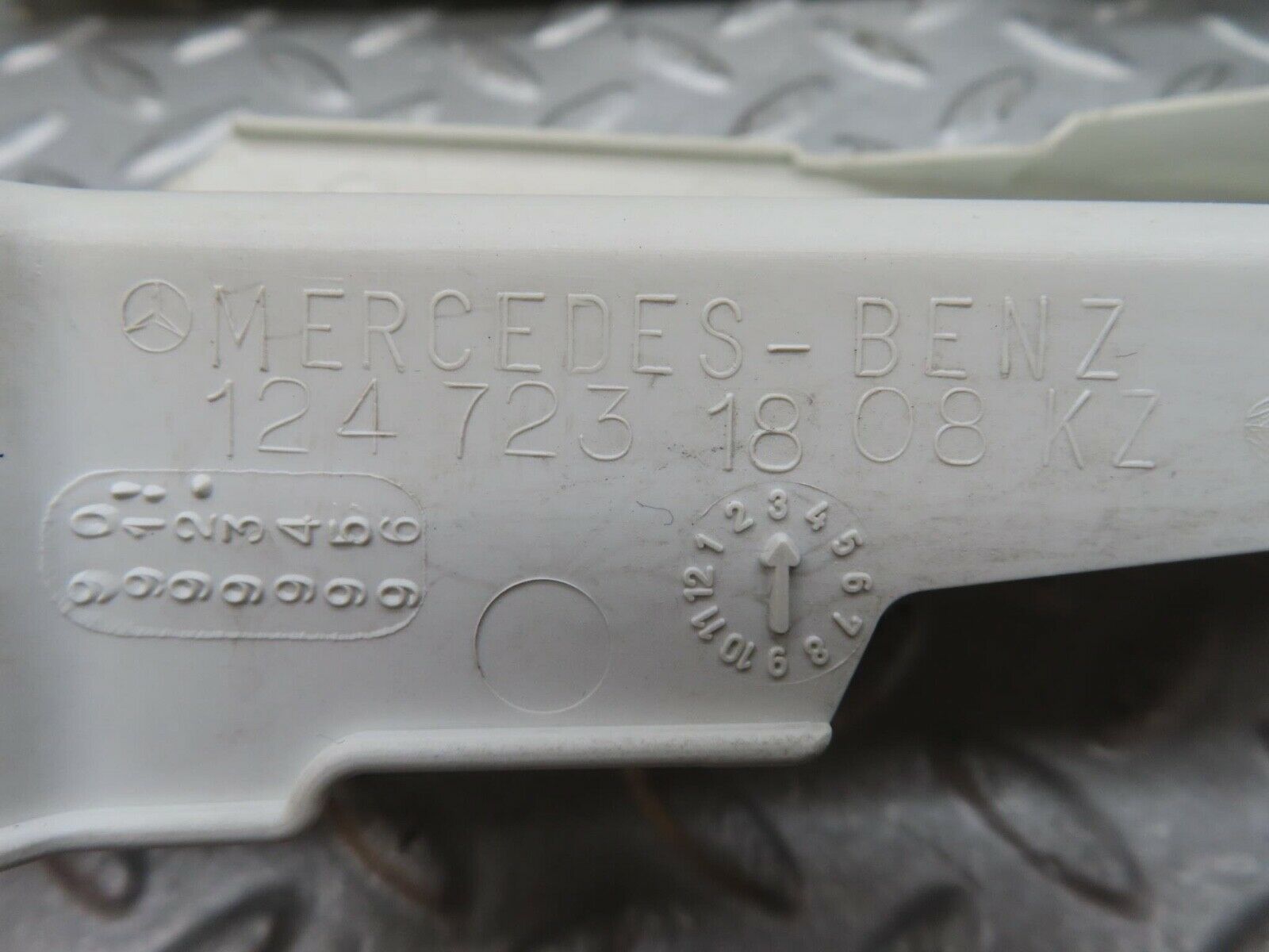 16220 Mercedes-Benz W124 260E Front Door Lock Cover Pair 1247231808 1247231708