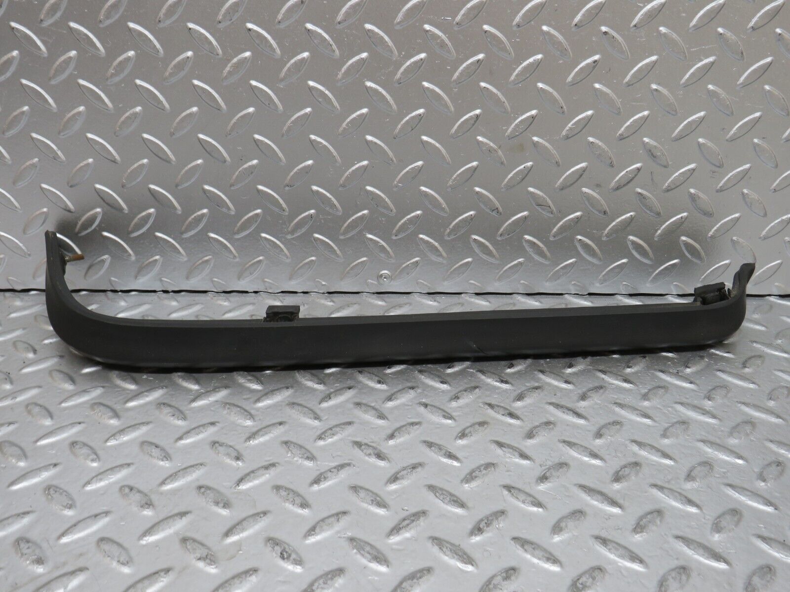 28064 Mercedes-Benz W123 280E Tail Light Moulding Trim Right Side