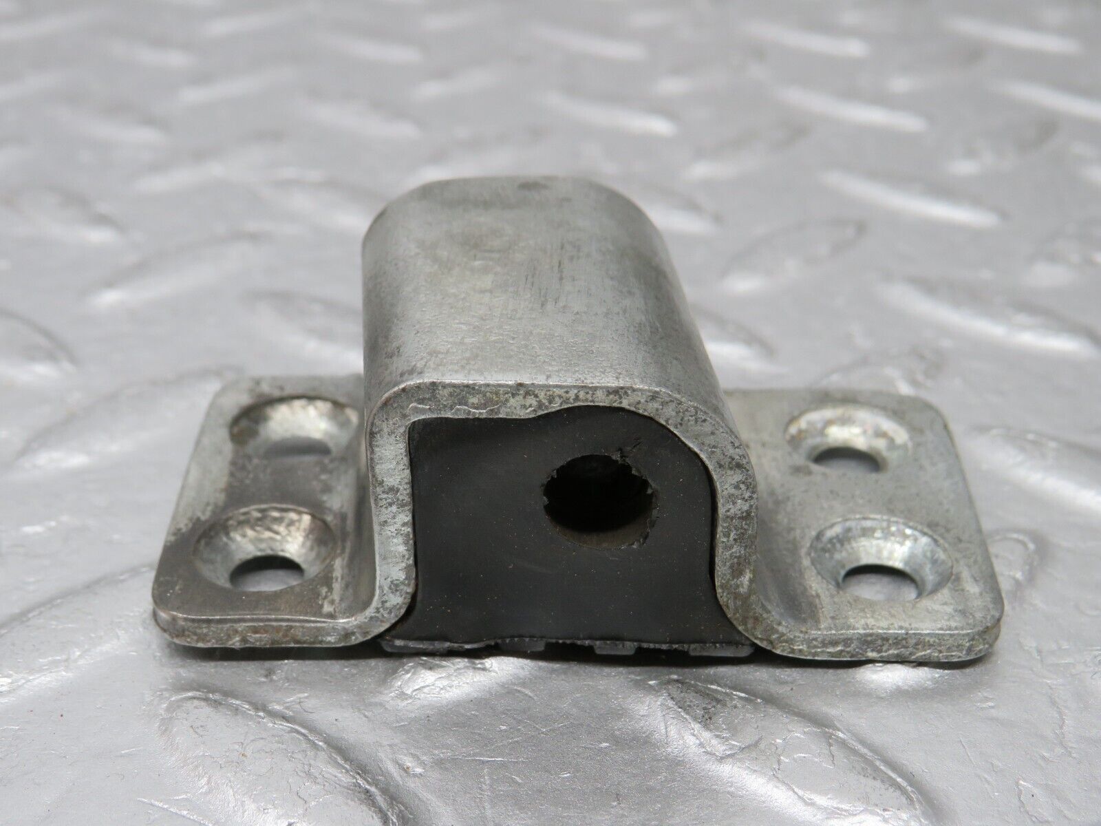 37479 Mercedes-Benz W109 300SEL Door Lock Latch Right