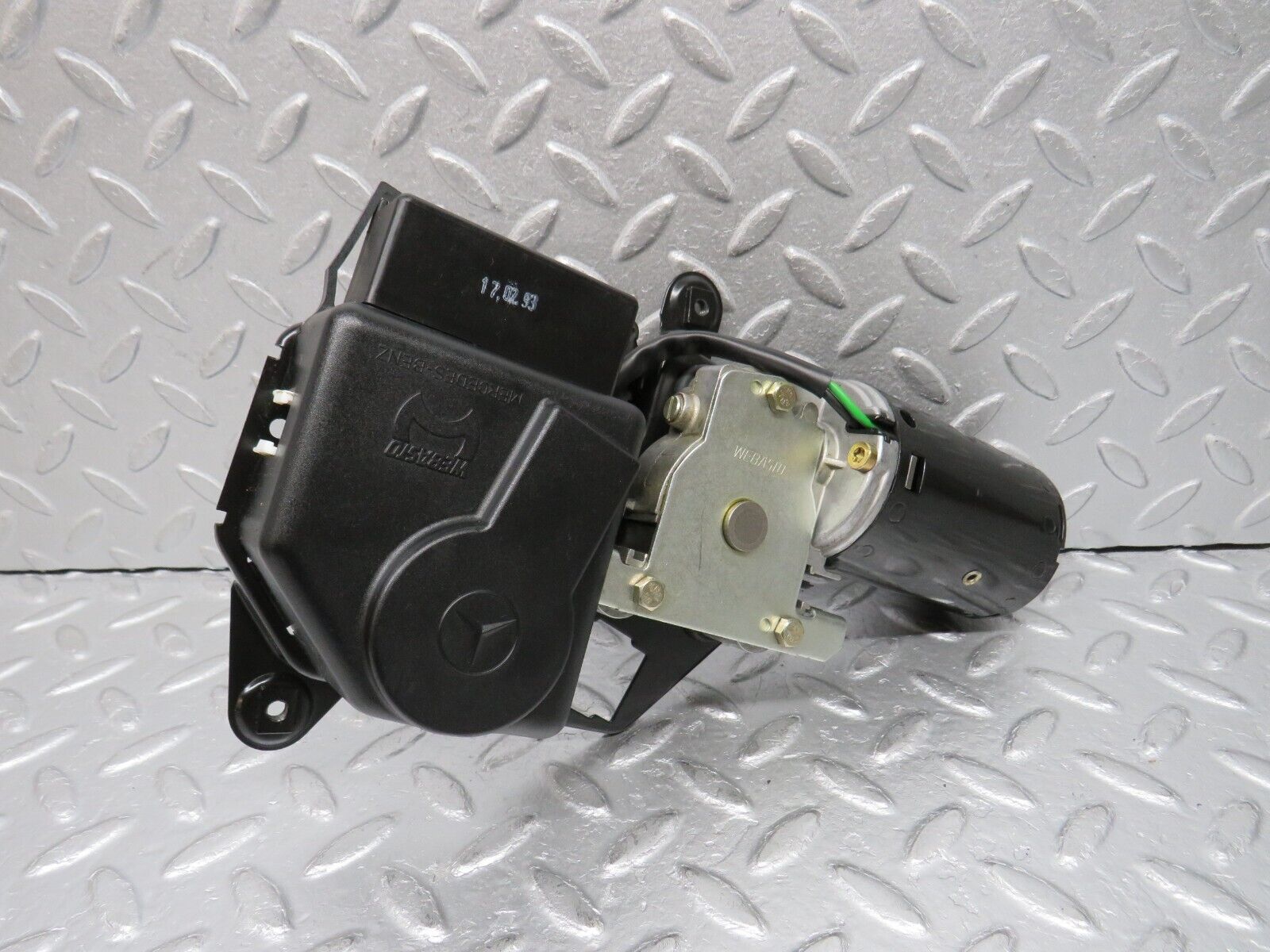 38763 Mercedes-Benz W201 190E 2.6L Sunroof Motor Webasto With Relay 2017800107 1248210047