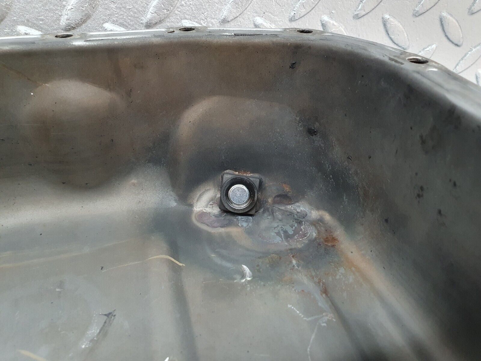 40867 Mercedes-Benz W123 240D Oil Pan Oil Sump