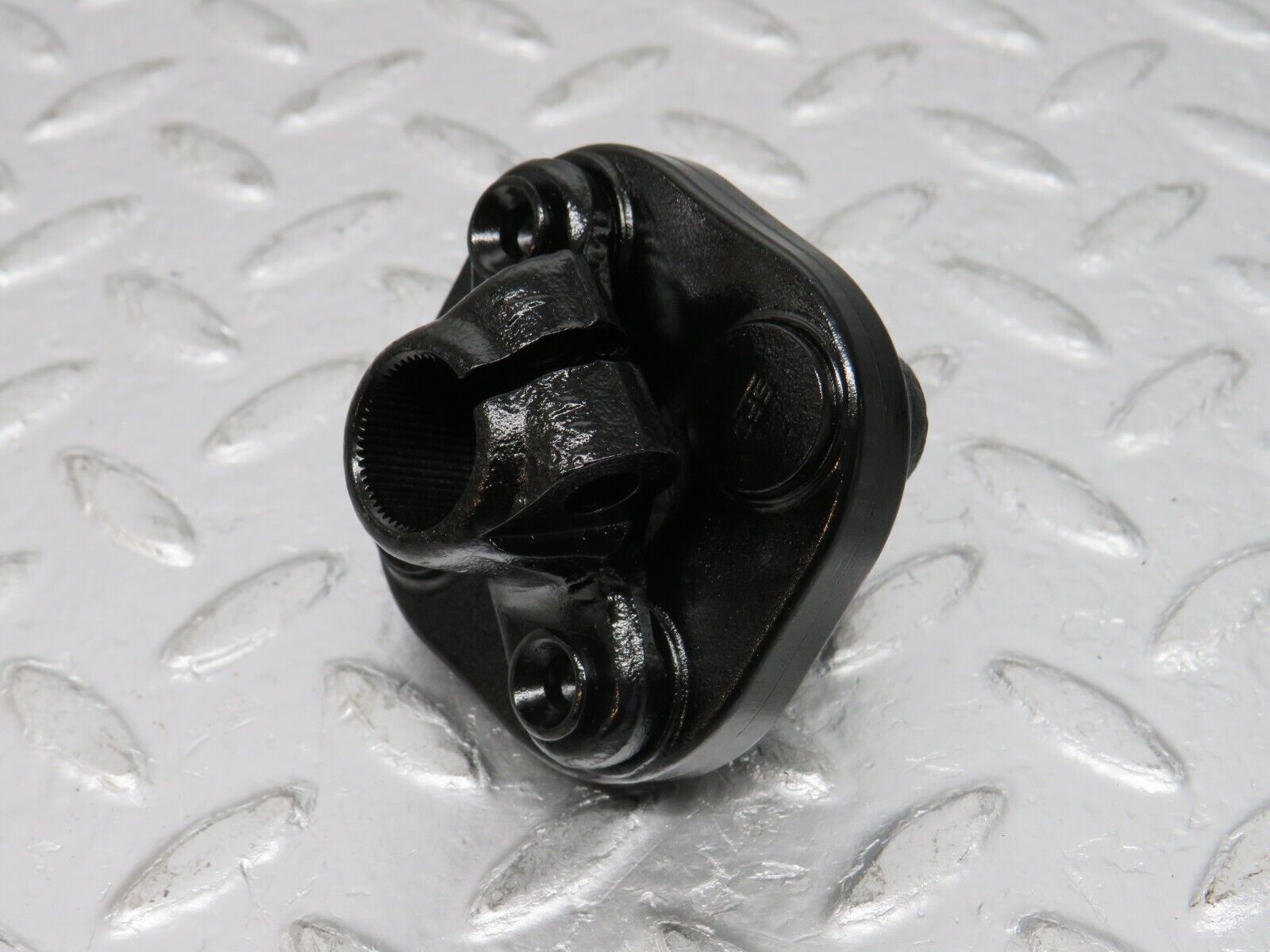 32548 Mercedes-Benz S124 300TE Wagon Steering Column Lower Shaft Connector