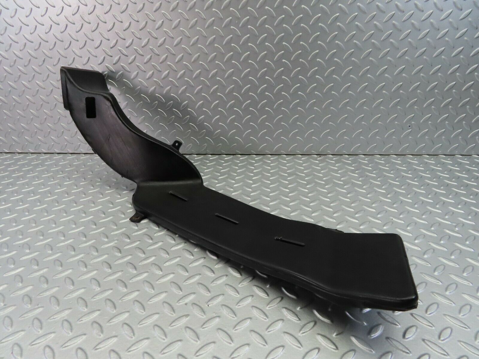 7825 Mercedes-Benz W115 220D Heater Air Duct Vent Left 1158310145