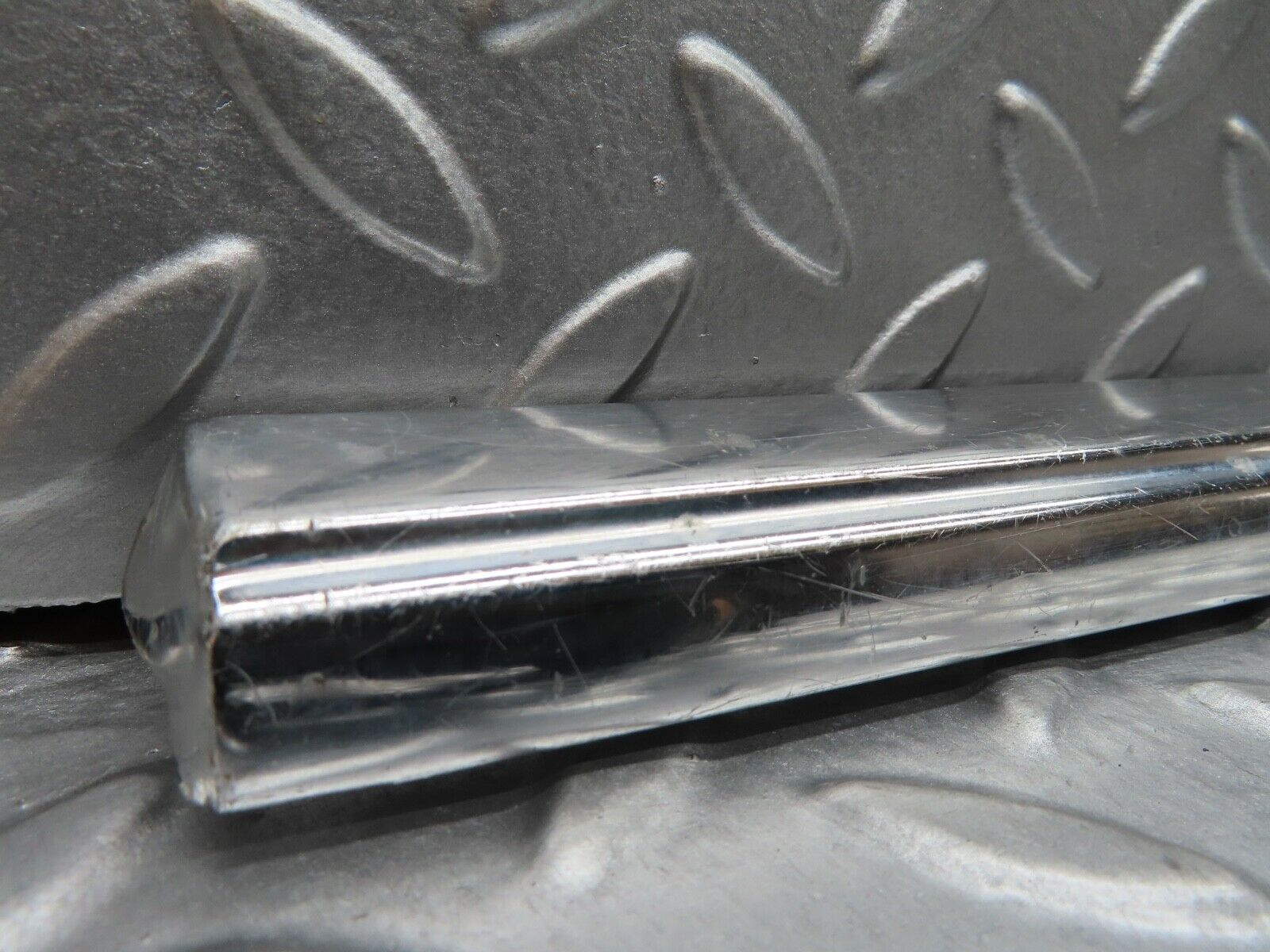 20471 Mercedes-Benz W114 280CE Coupe Right Door Chrome Moulding Trim