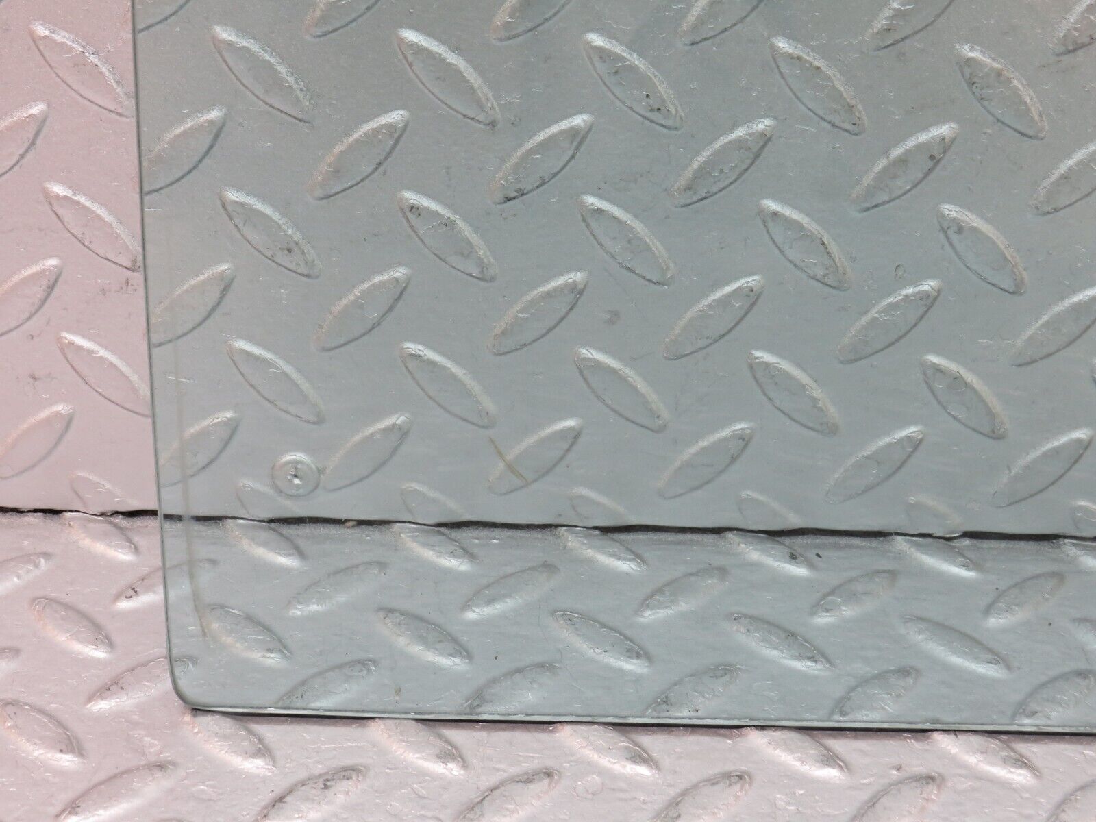 35794 Mercedes-Benz W108 Rear Left Quarter Window Glass