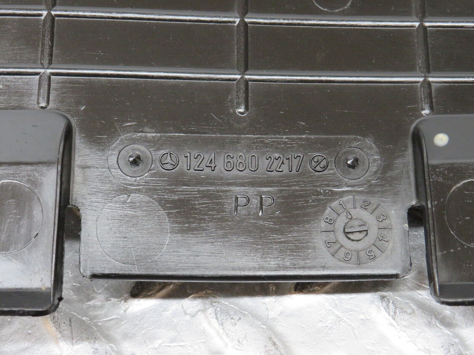 37828 Mercedes-Benz A124 320E Cabriolet Under Dash Panel Right Side 1246802217