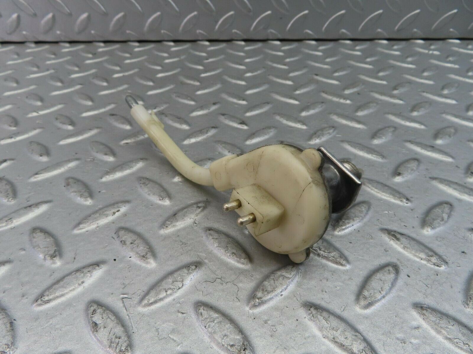 9752 Mercedes-Benz C123 280CE Coupe Heater Regulator 1238300385