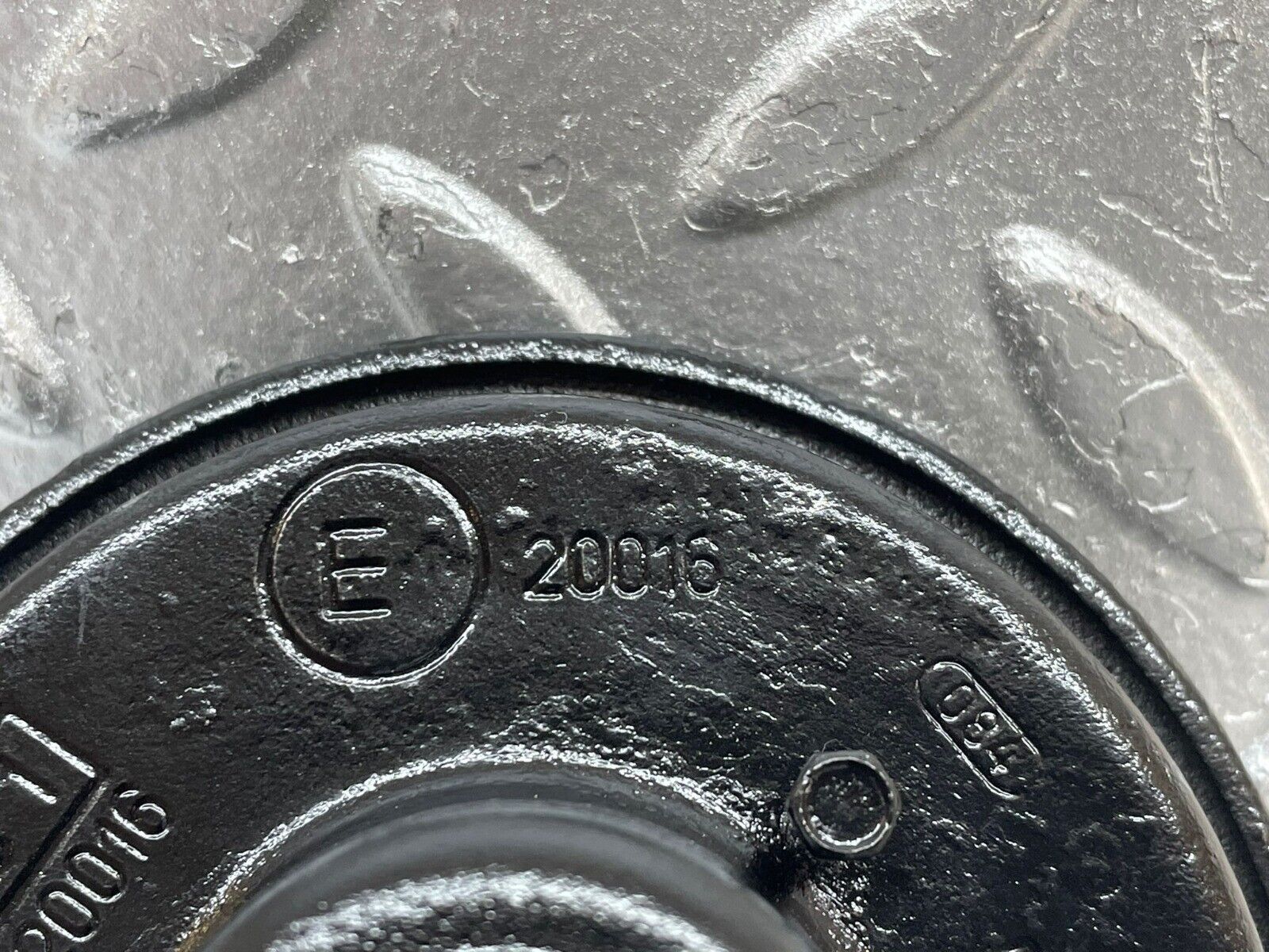 34545 Mercedes-Benz C126 380SEC Coupe Horn Bosch 20016