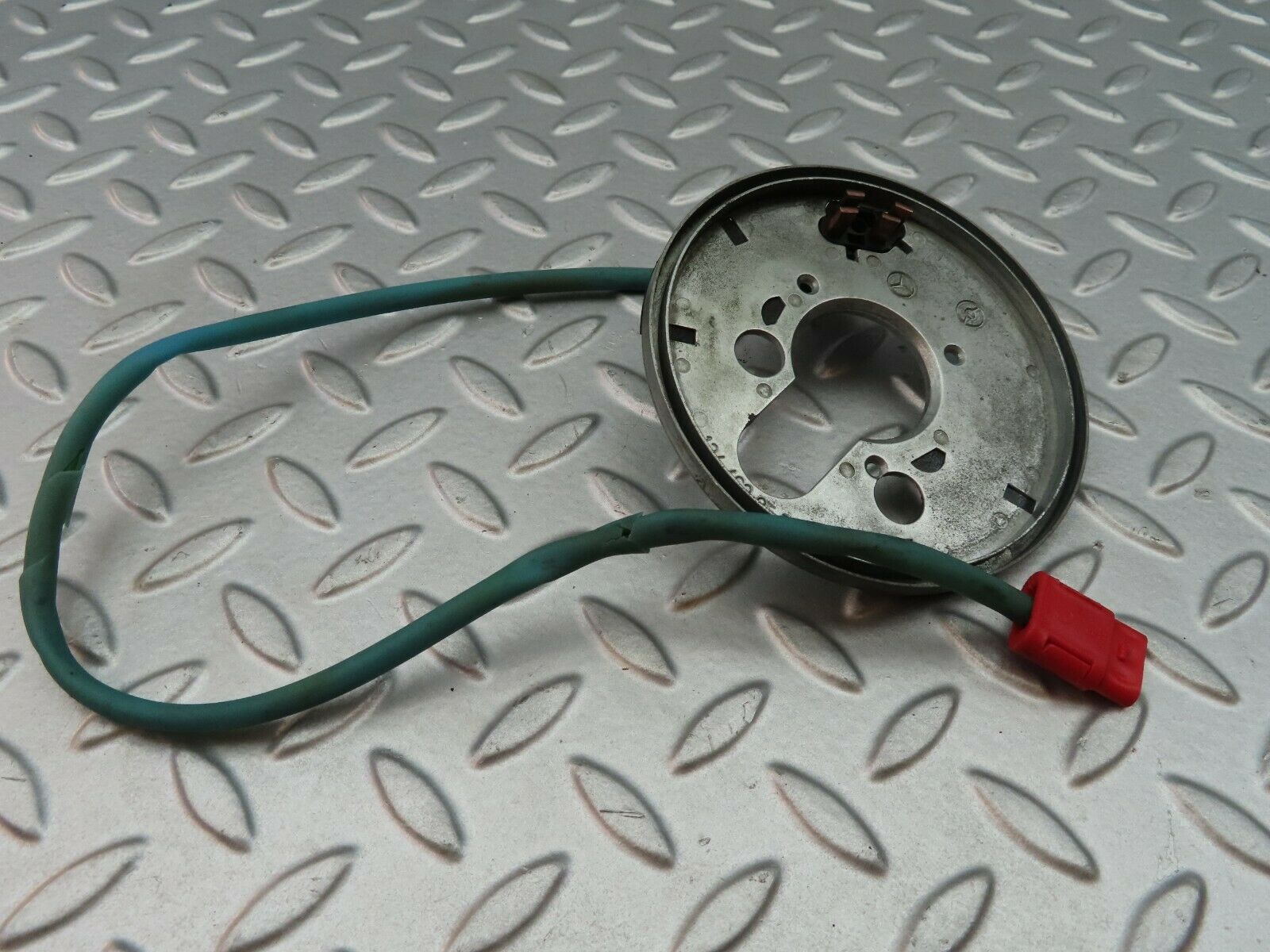 6729 Mercedes-Benz S124 E220 Wagon Steering Wheel Contact Plate 1244620597