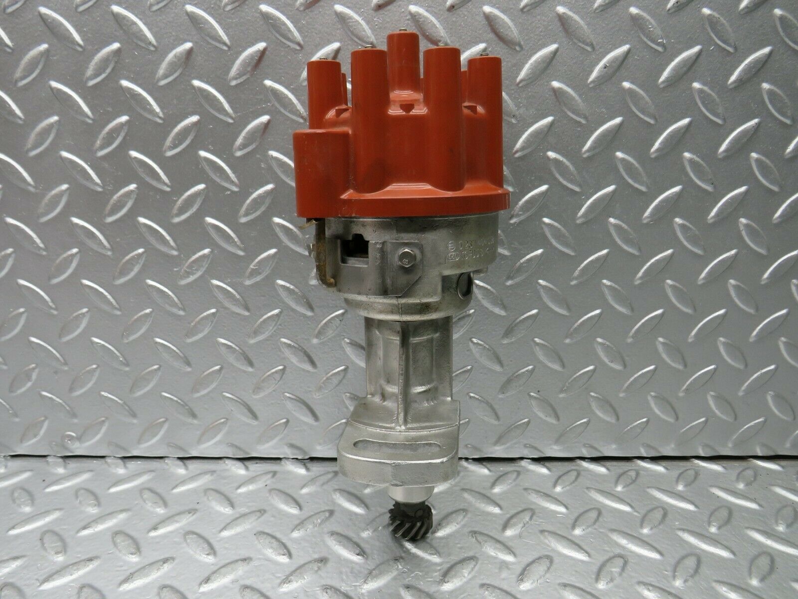 22696 Mercedes-Benz C107 450SLC Coupe Ignition Distributor 0237404006