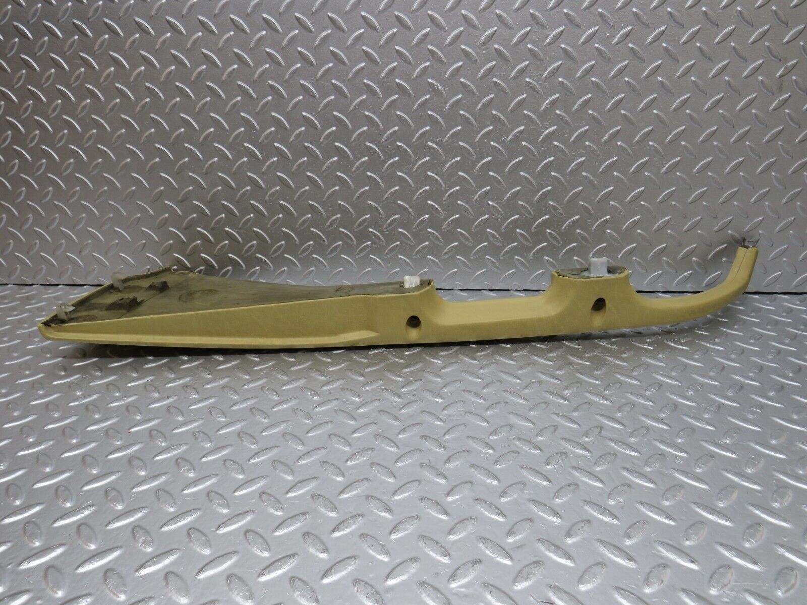 34287 Mercedes-Benz C126 380SEC Coupe Right Door Handle Arm Rest