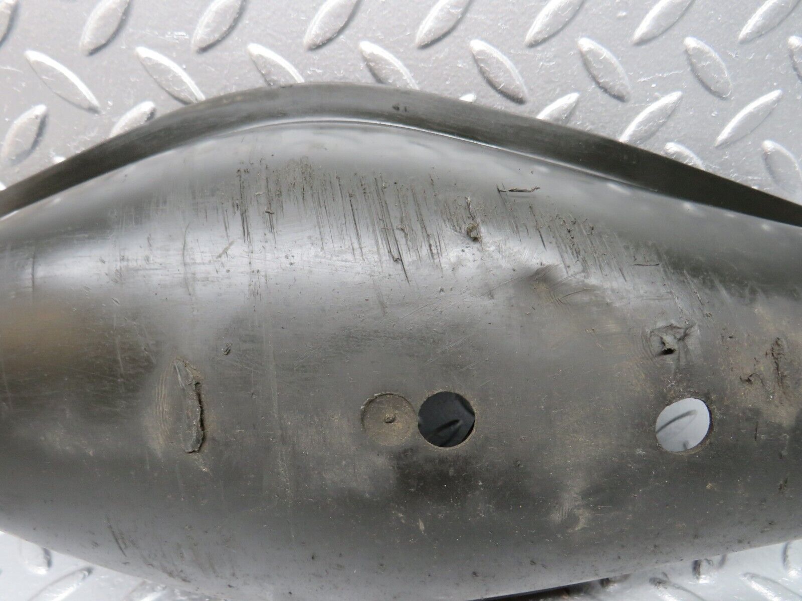 31480 Mercedes-Benz S124 220TE Wagon Rear Control Arm Cover 1243520188