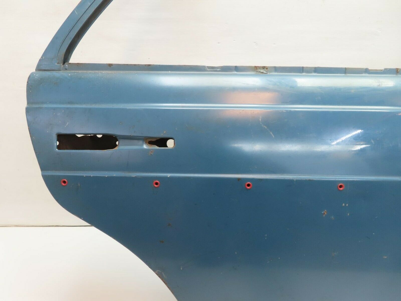 10439 Mercedes-Benz W123 Rear Right Door