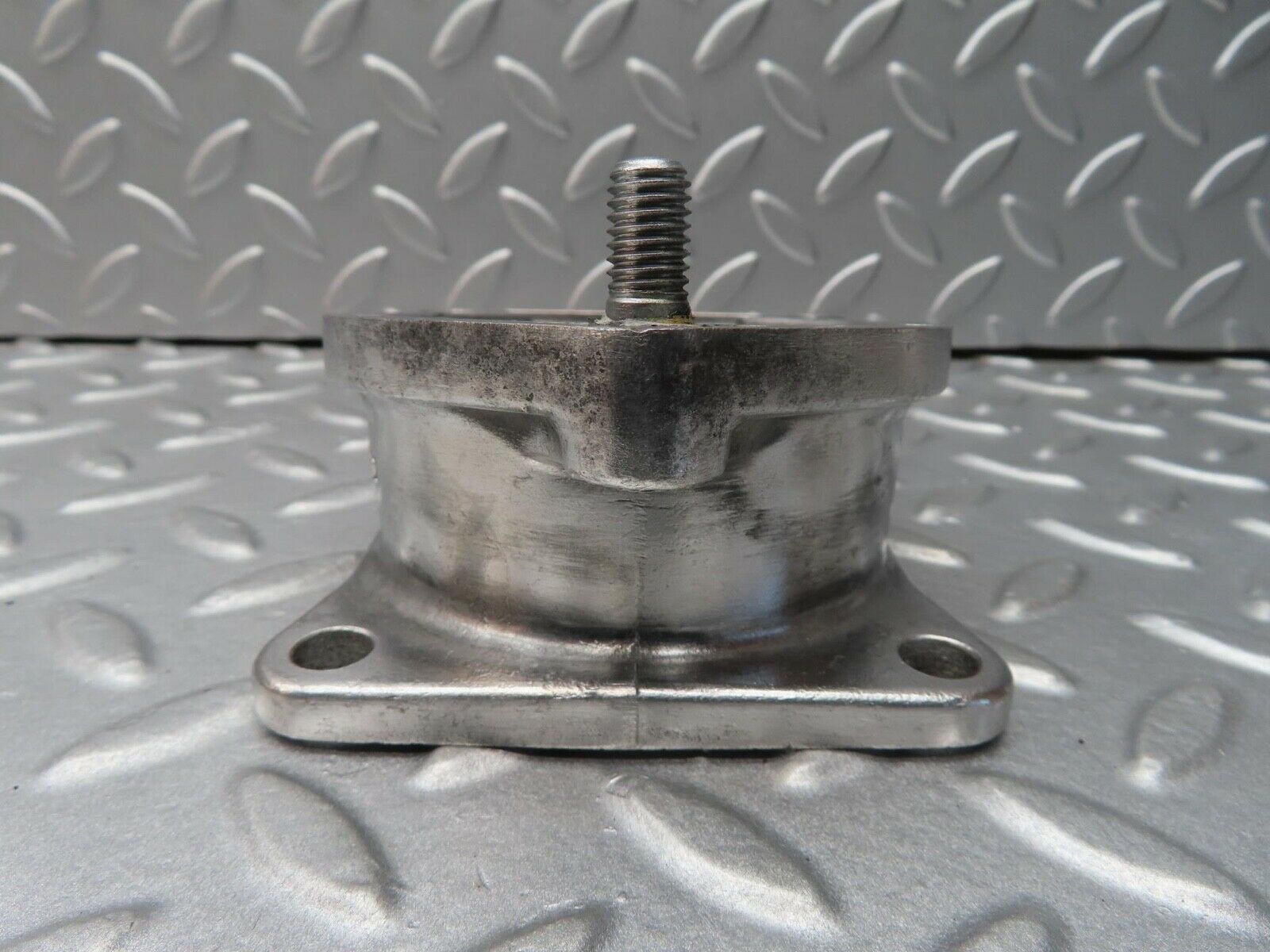 12367 Mercedes-Benz W108 280SE 3.5 Brake Booster Bracket