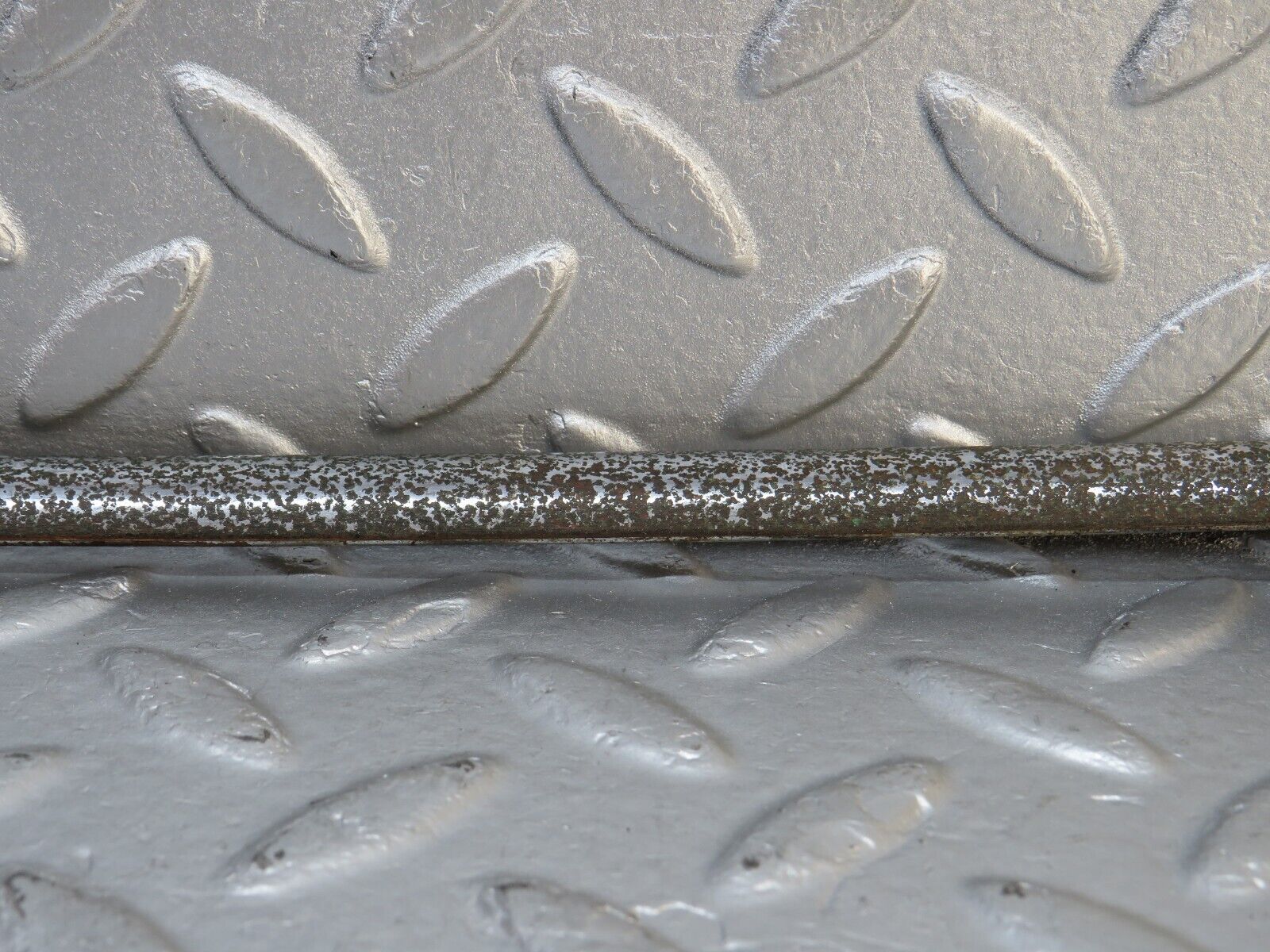 40488 Mercedes-Benz W110 230 Roof Chrome Trim Right Side