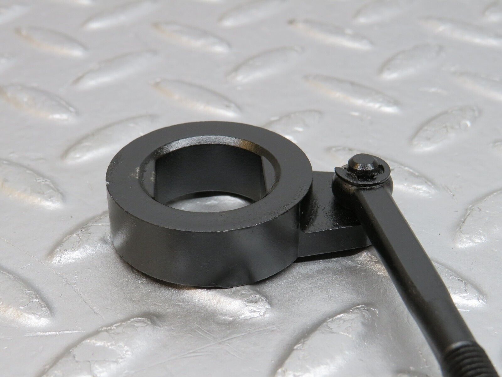 38117 Mercedes-Benz A124 320E Cabriolet Alternator Generator Tensioner