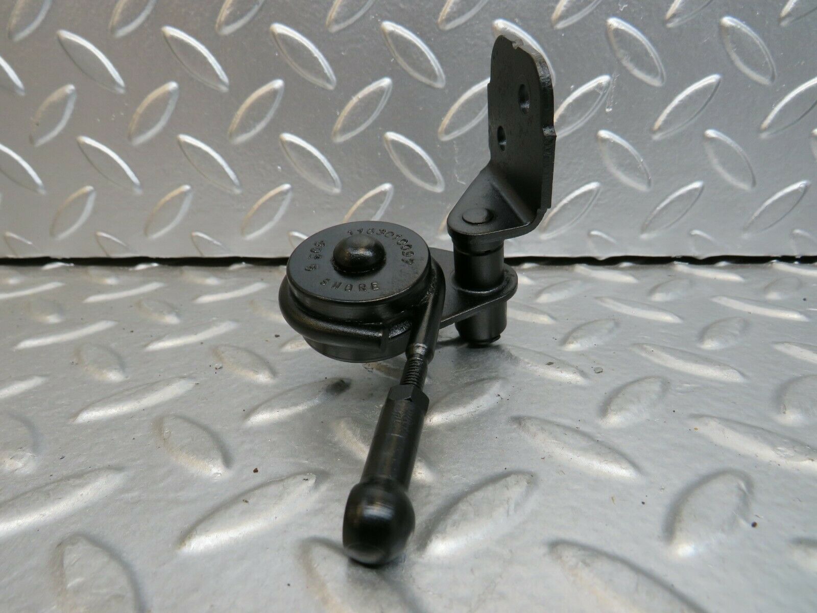 23401 Mercedes-Benz W116 350SE Throttle Linkage