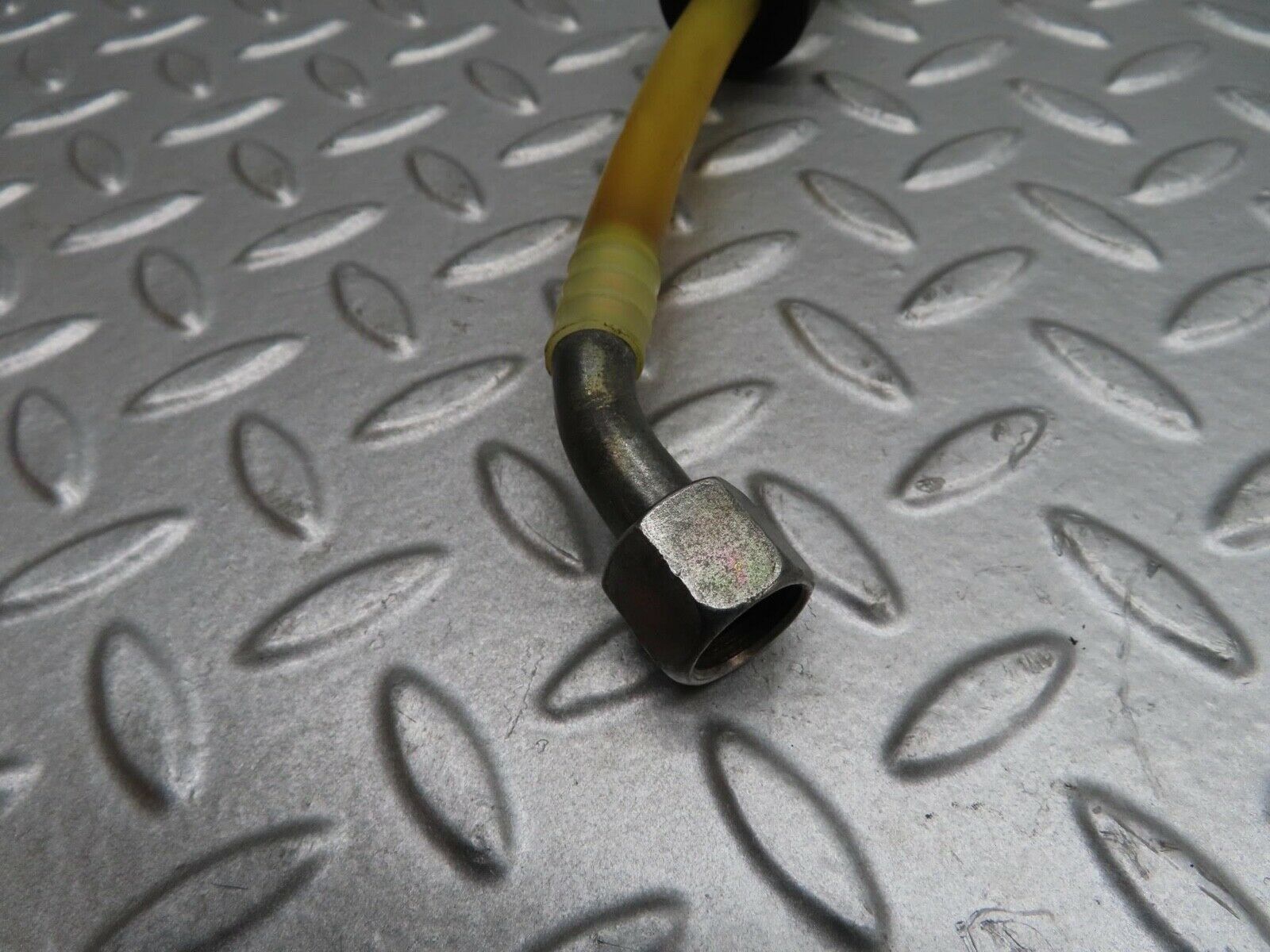 15373 Mercedes-Benz W123 230E Brake Servo Vacuum Pipe