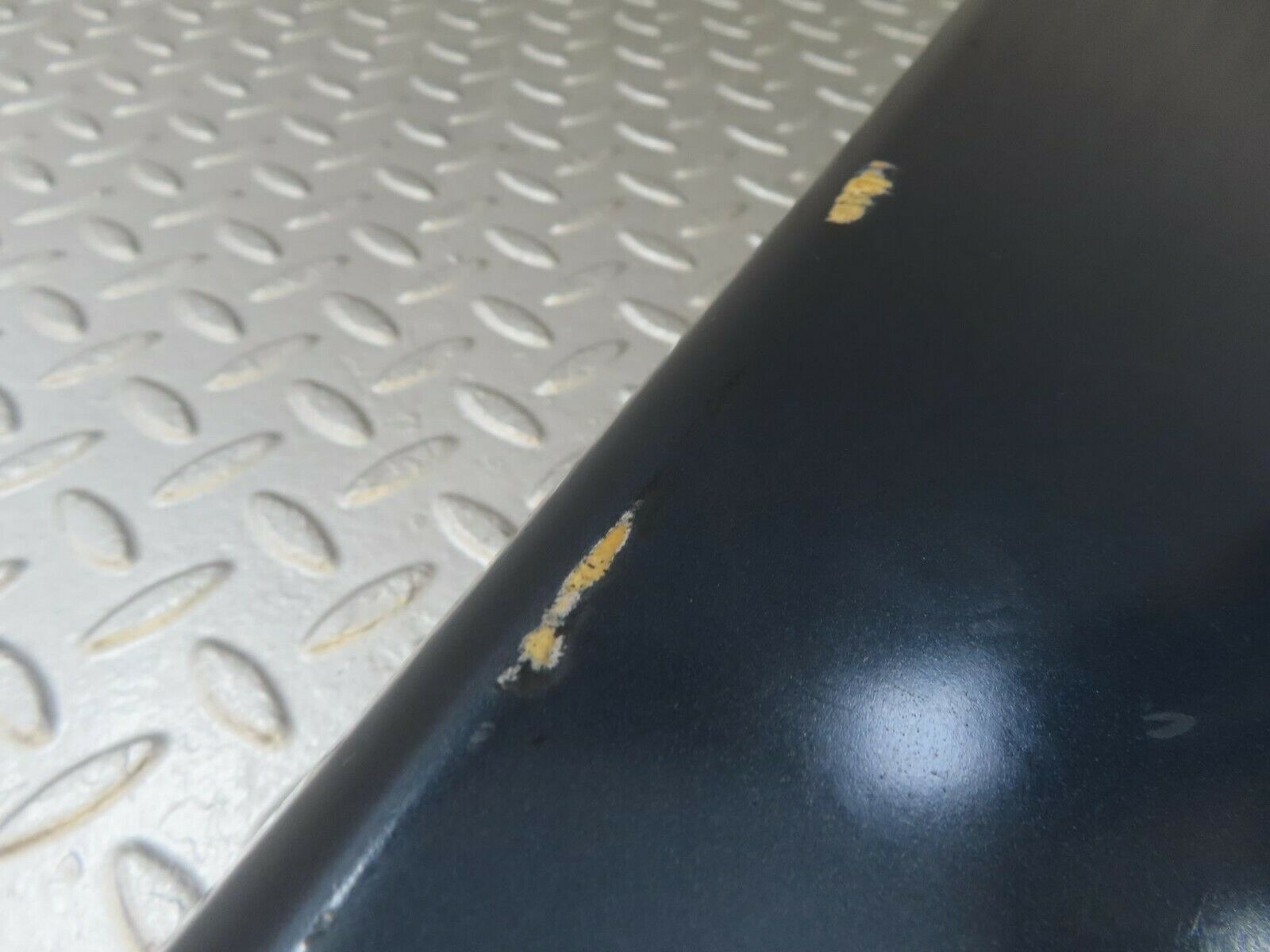 10539 Mercedes-Benz W201 190E Front Right Door Moulding Trim 2016905640