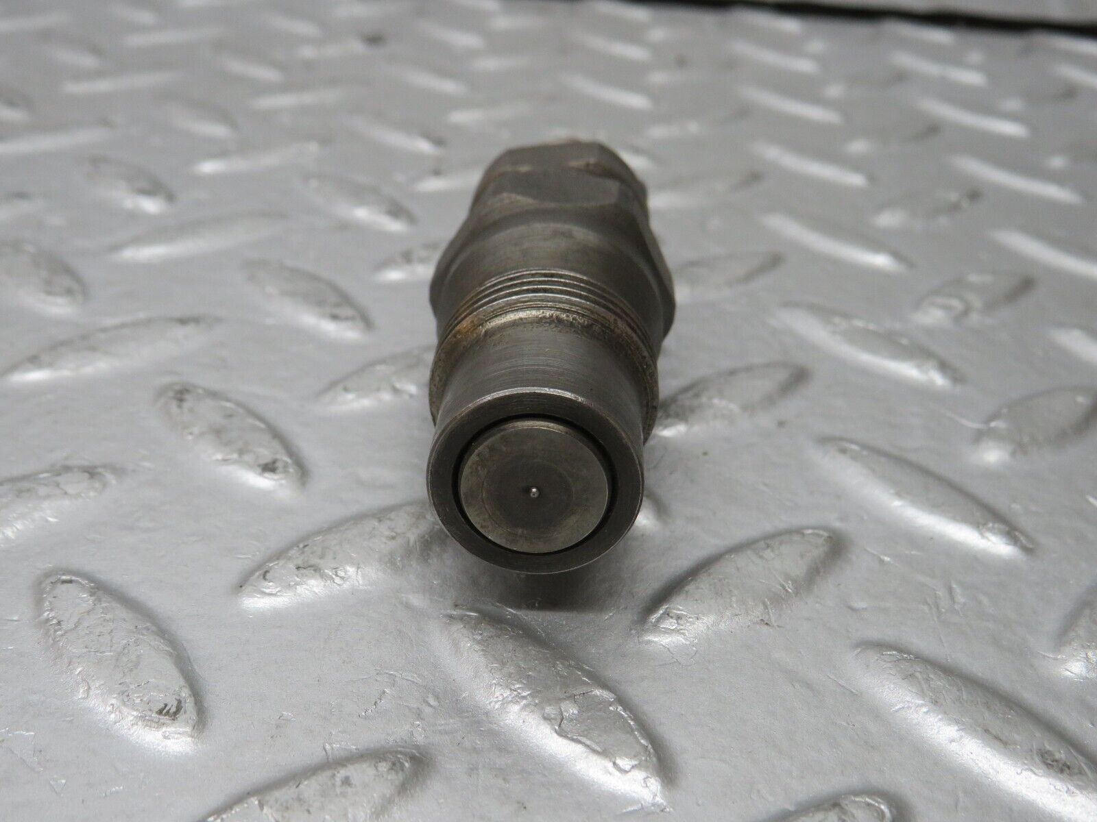 32904 Mercedes-Benz W123 300D Fuel Injector Bosch KCA30S35/4