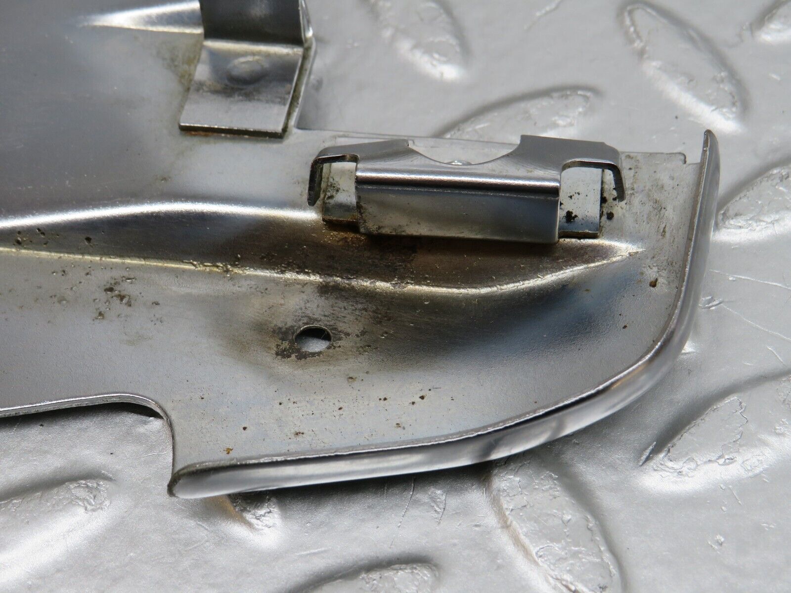 0728 Mercedes-Benz C107 350SLC Coupe B Pillar Chrome Cover Left And Right