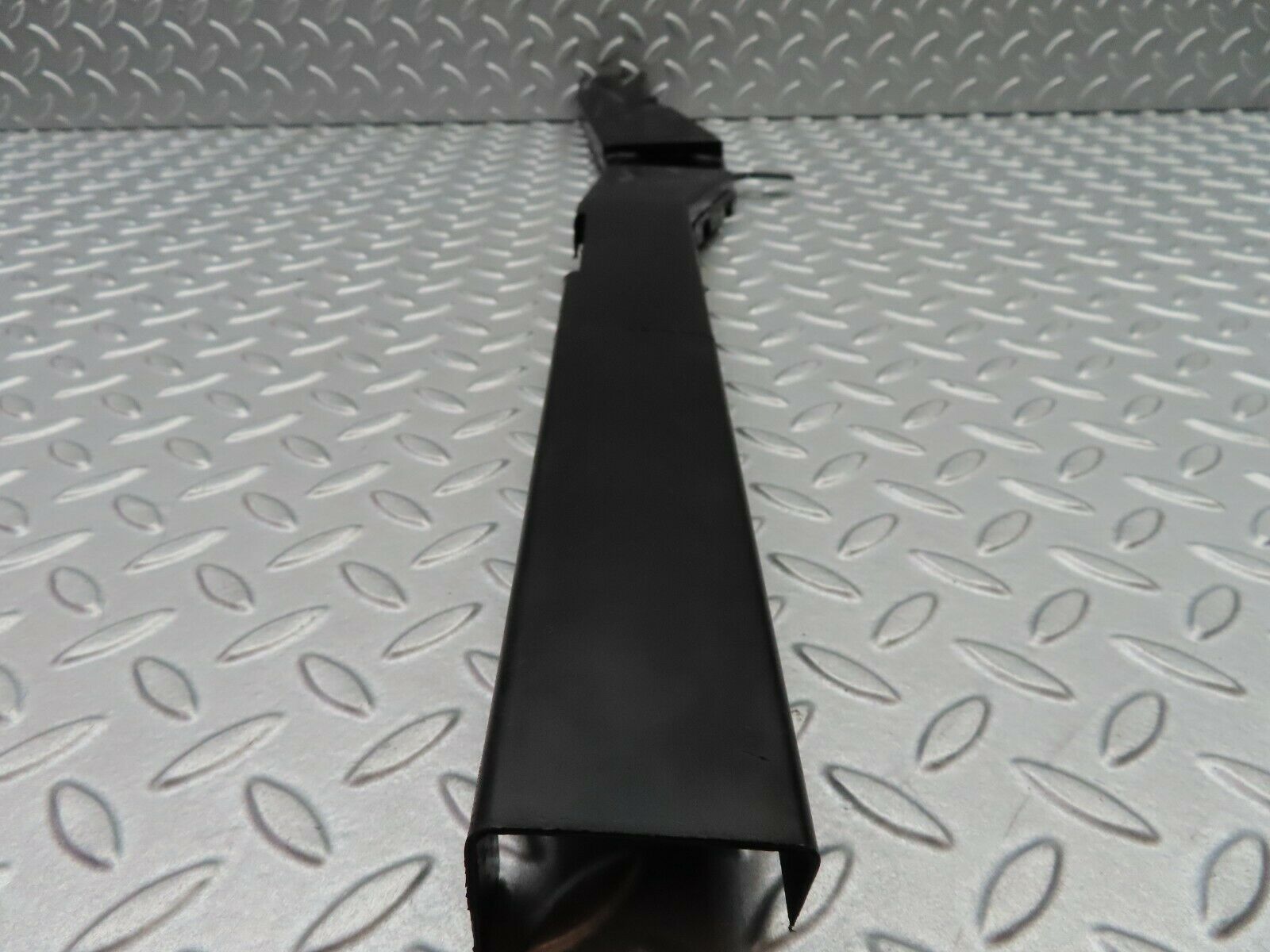 5531 Mercedes-Benz W124 230E Saloon Floor Cable Duct 1248210236