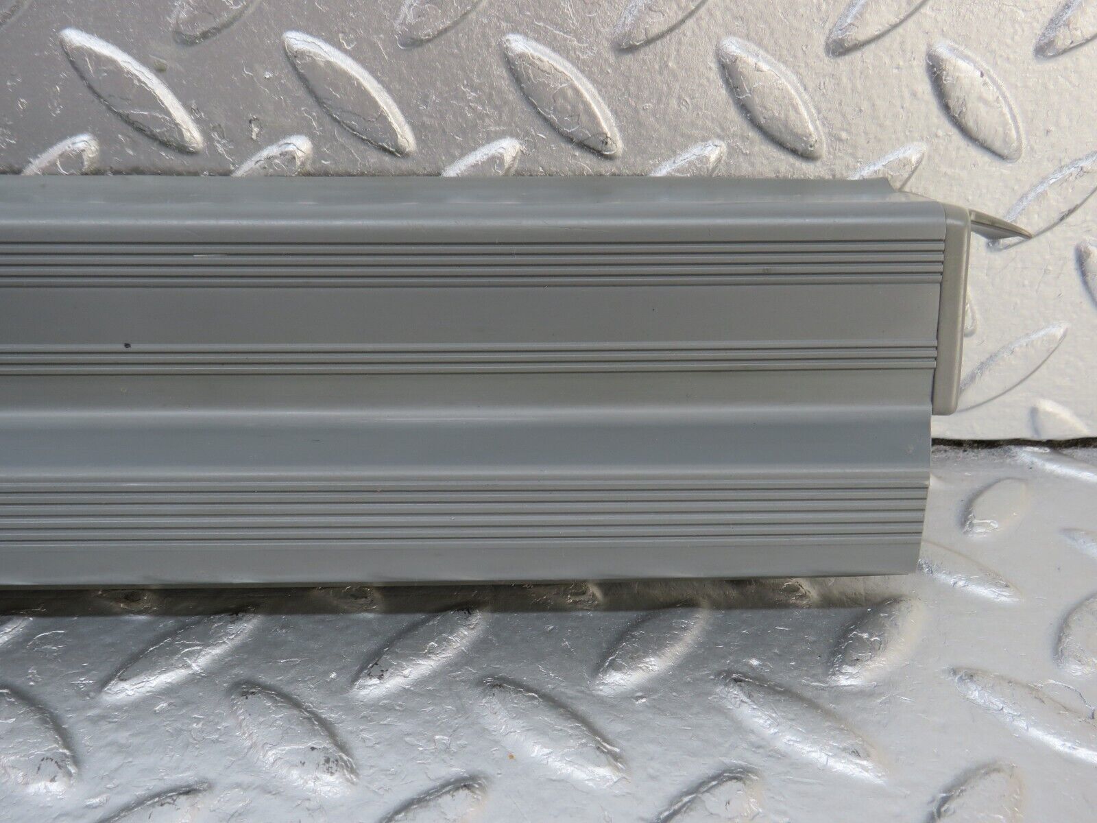 33588 Mercedes-Benz W201 190E 2.0L Rear Left Door Sill Trim Grey