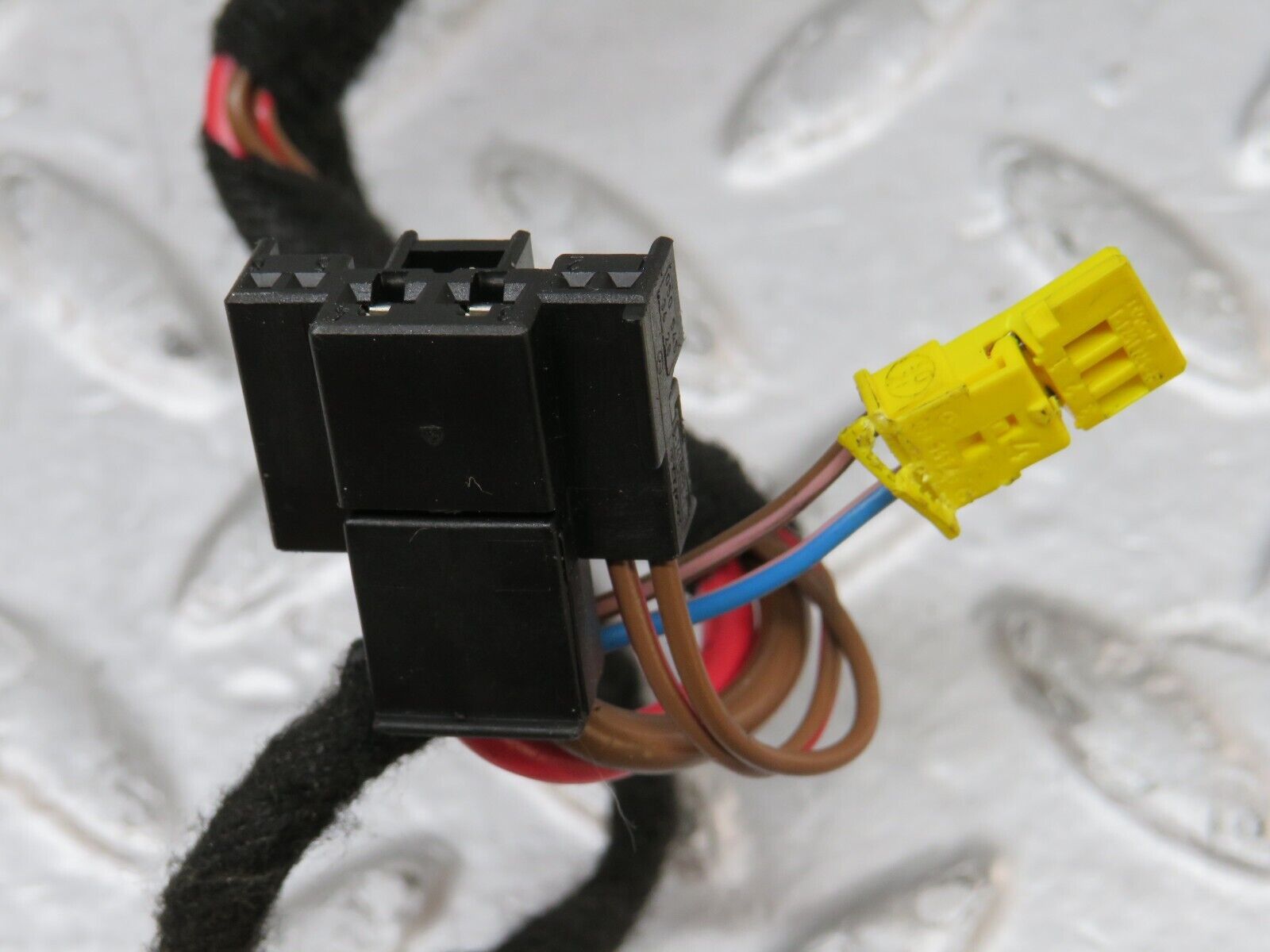 35246 Mercedes-Benz W221 Rear Right Door Wire Harness 2215408908