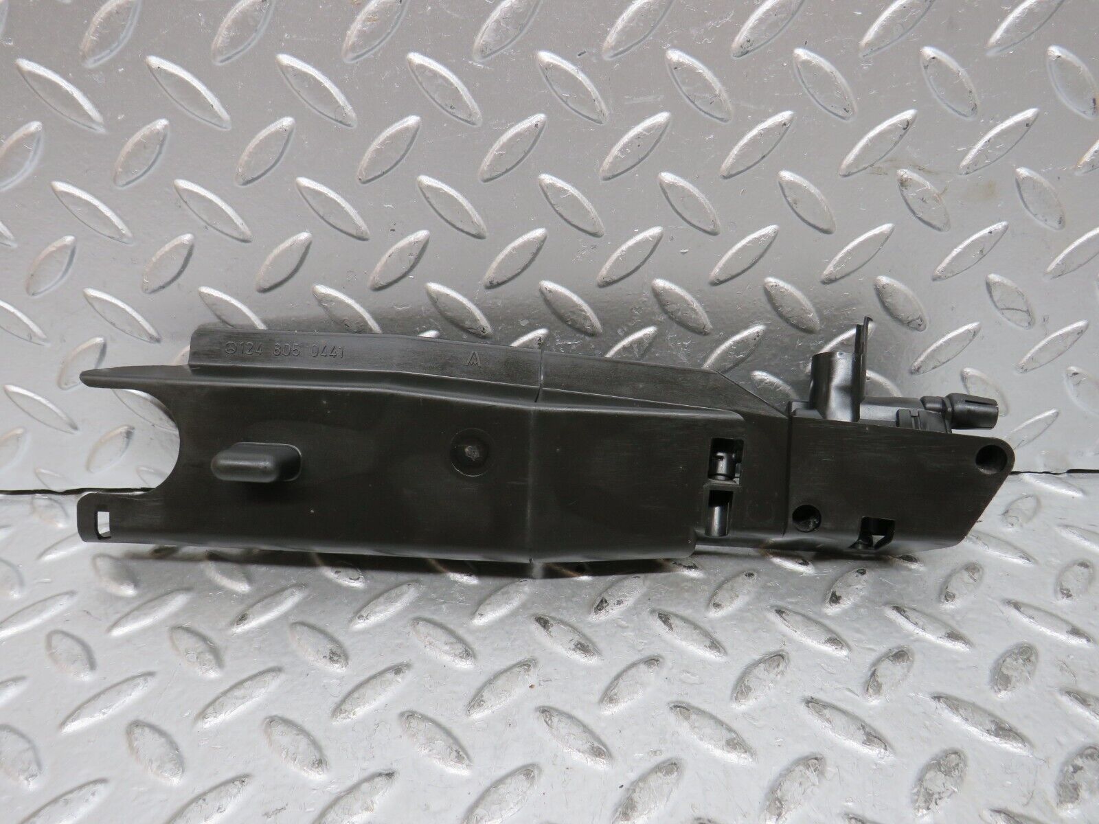 29108 Mercedes-Benz C124 320CE Coupe Trunk Lock Vacuum Actuator 1248050441