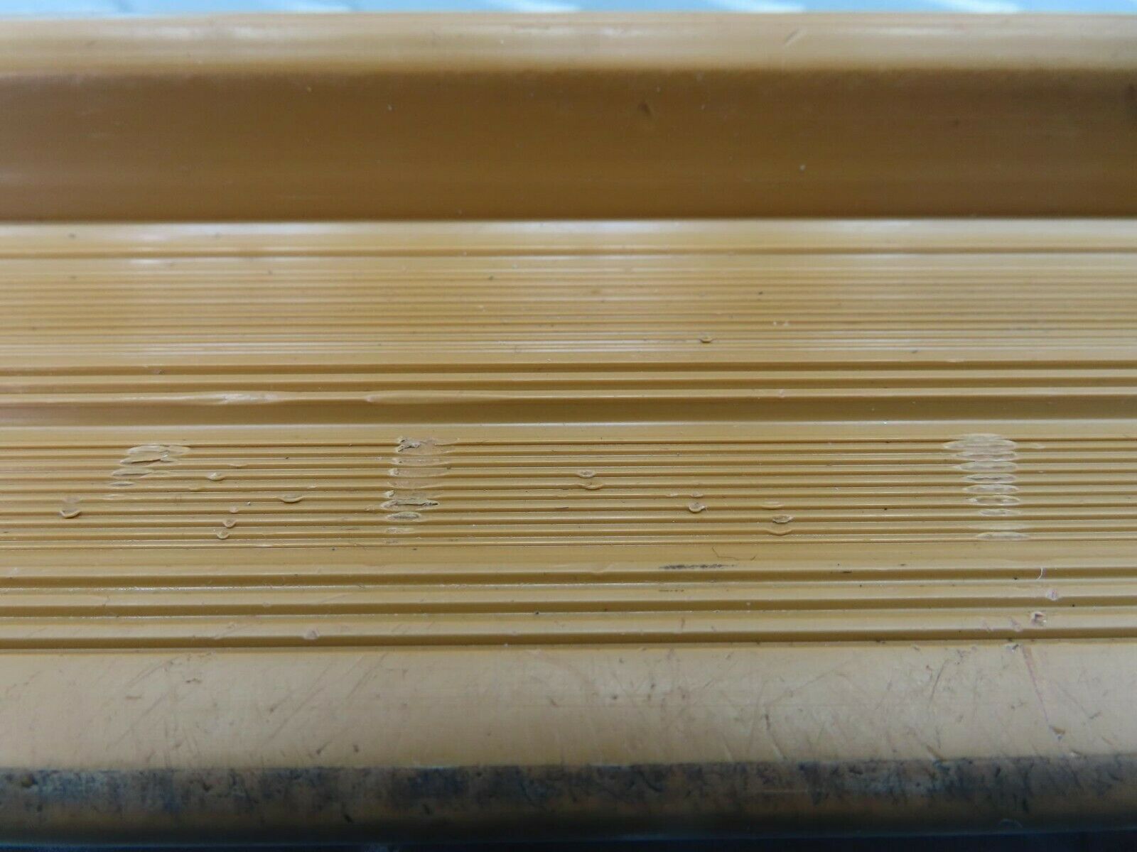 10032 Mercedes-Benz C123 230CE Coupe Right Door Sill