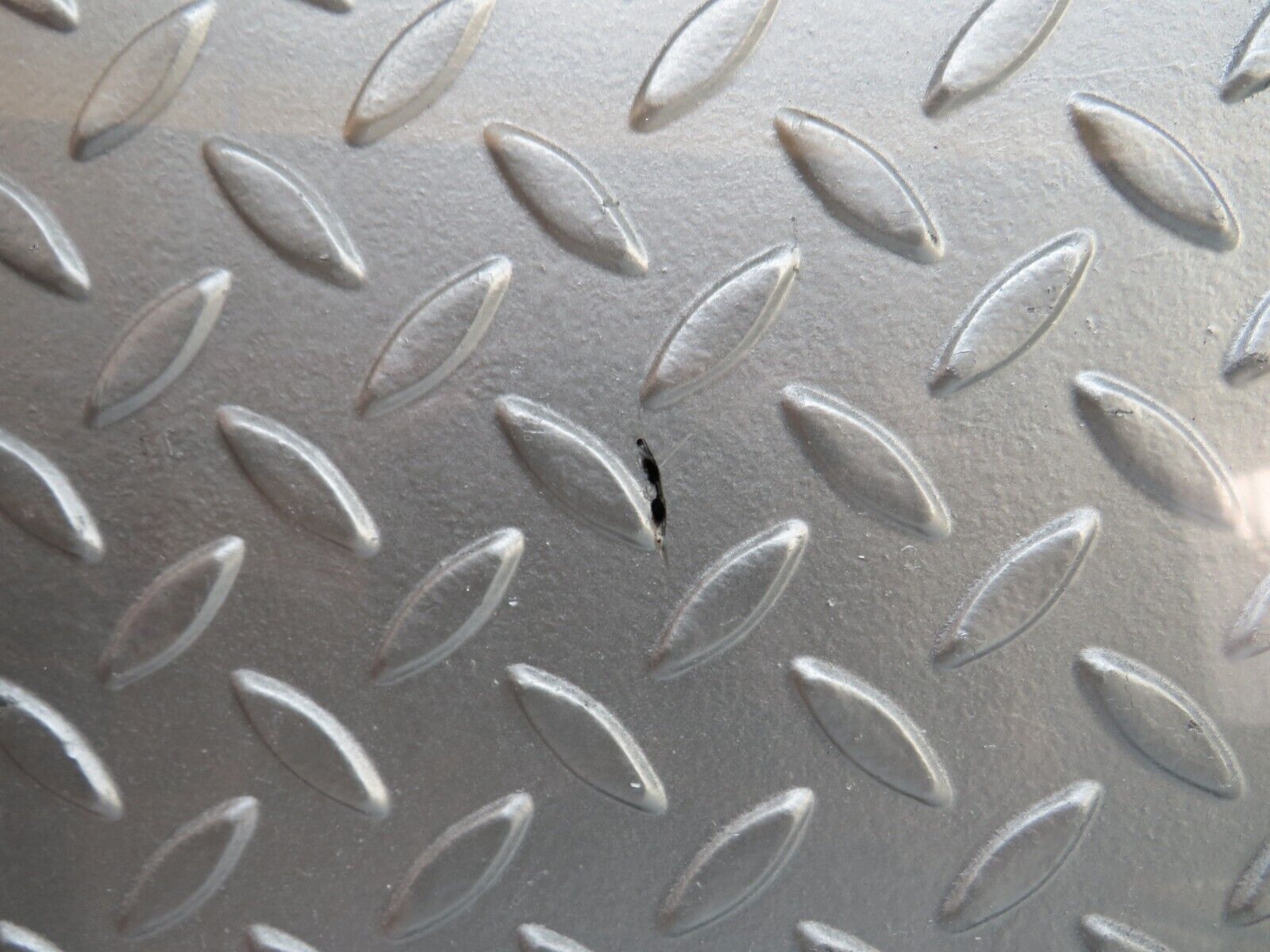 37519 Mercedes-Benz W109 300SEL Front Windscreen