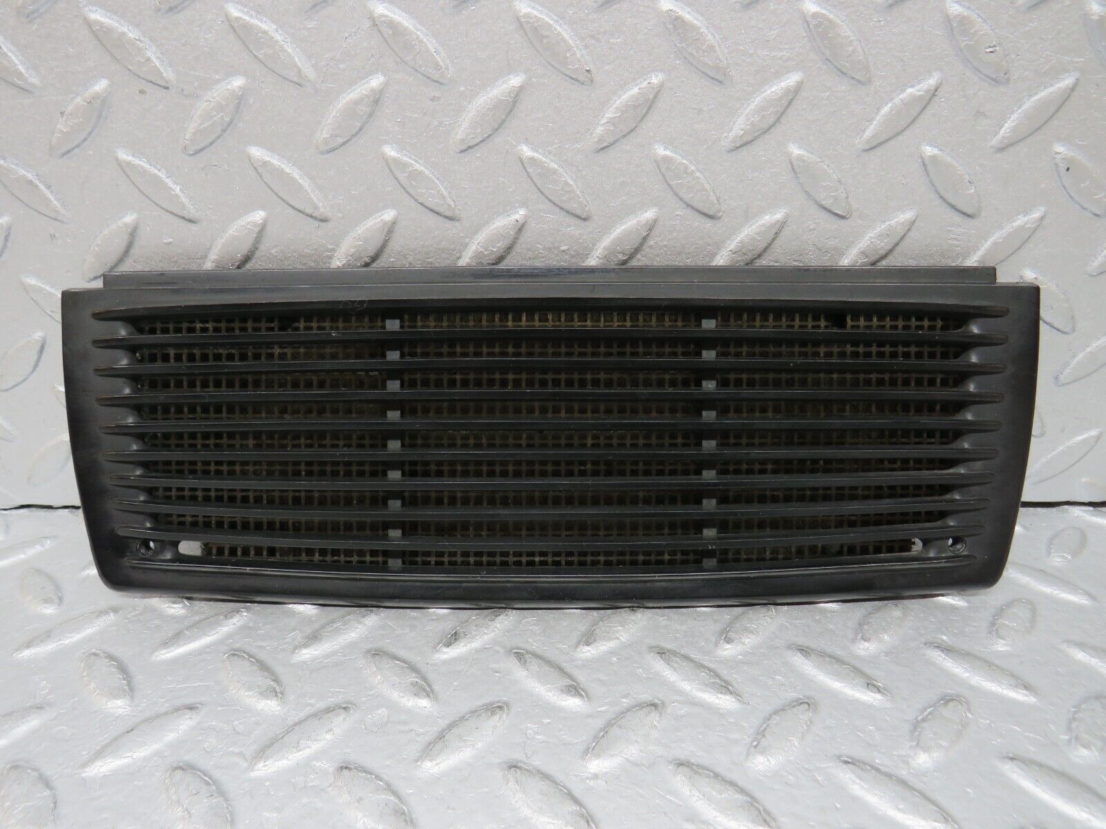 37489 Mercedes-Benz W109 300SEL Dashboard Speaker Cover