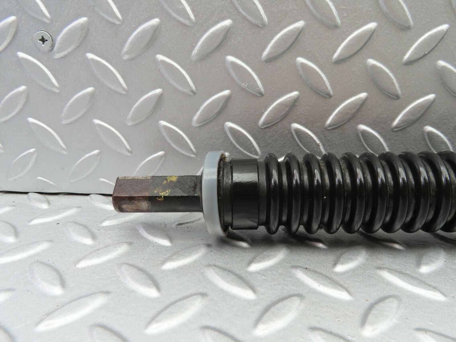 6728 Mercedes-Benz S124 E220 Wagon Steering Column