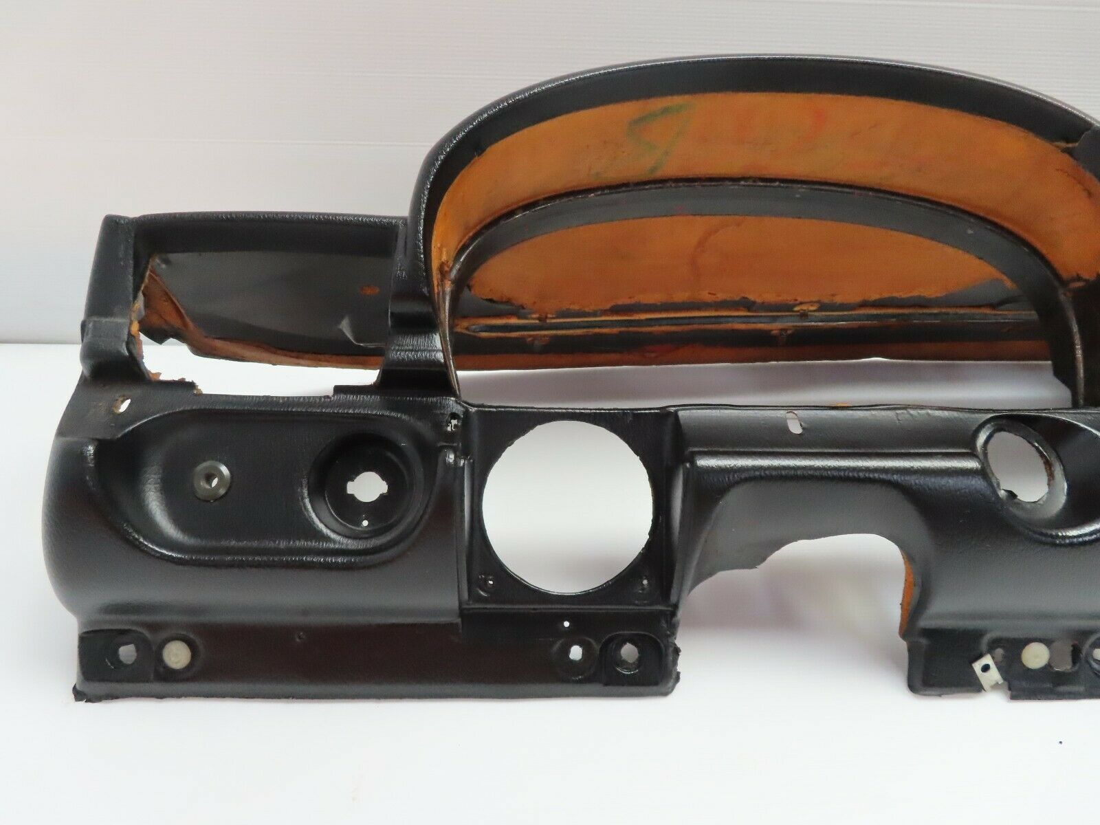 7485 Mercedes-Benz W116 450SE Dashboard Black LHD