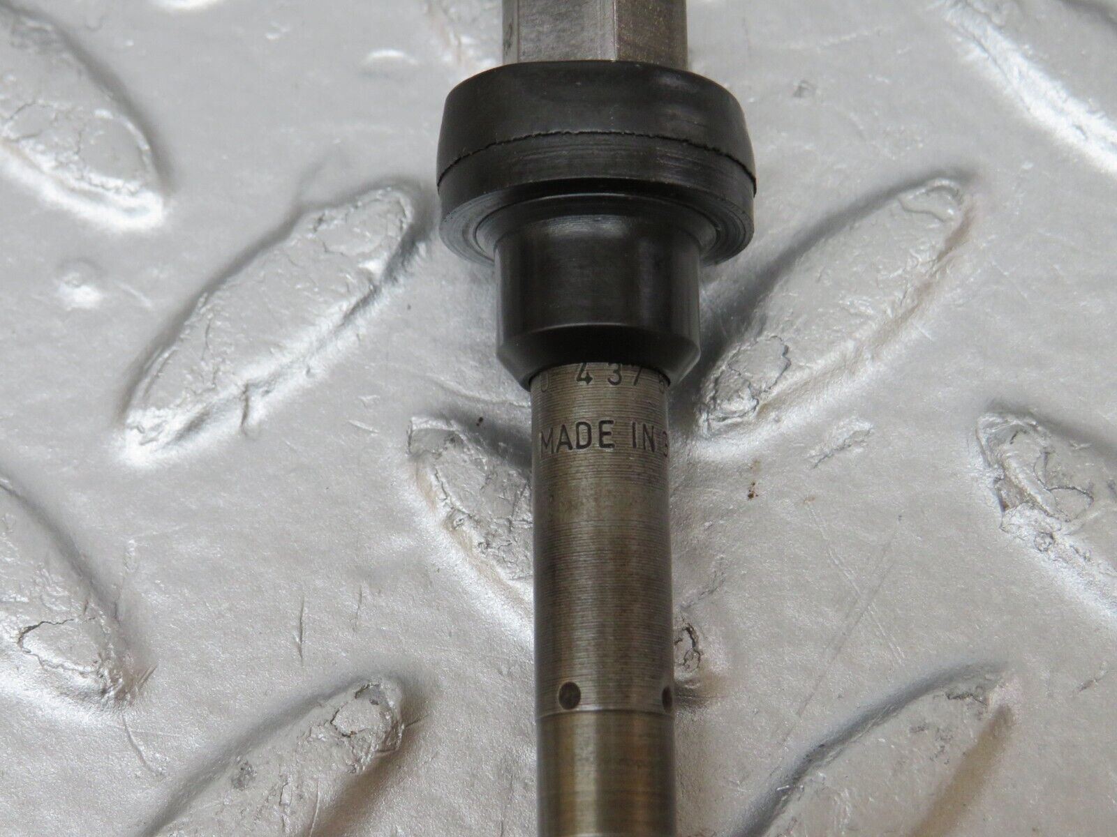 33686 Mercedes-Benz W201 190E 2.0L Fuel Injector Bosch 0437502010