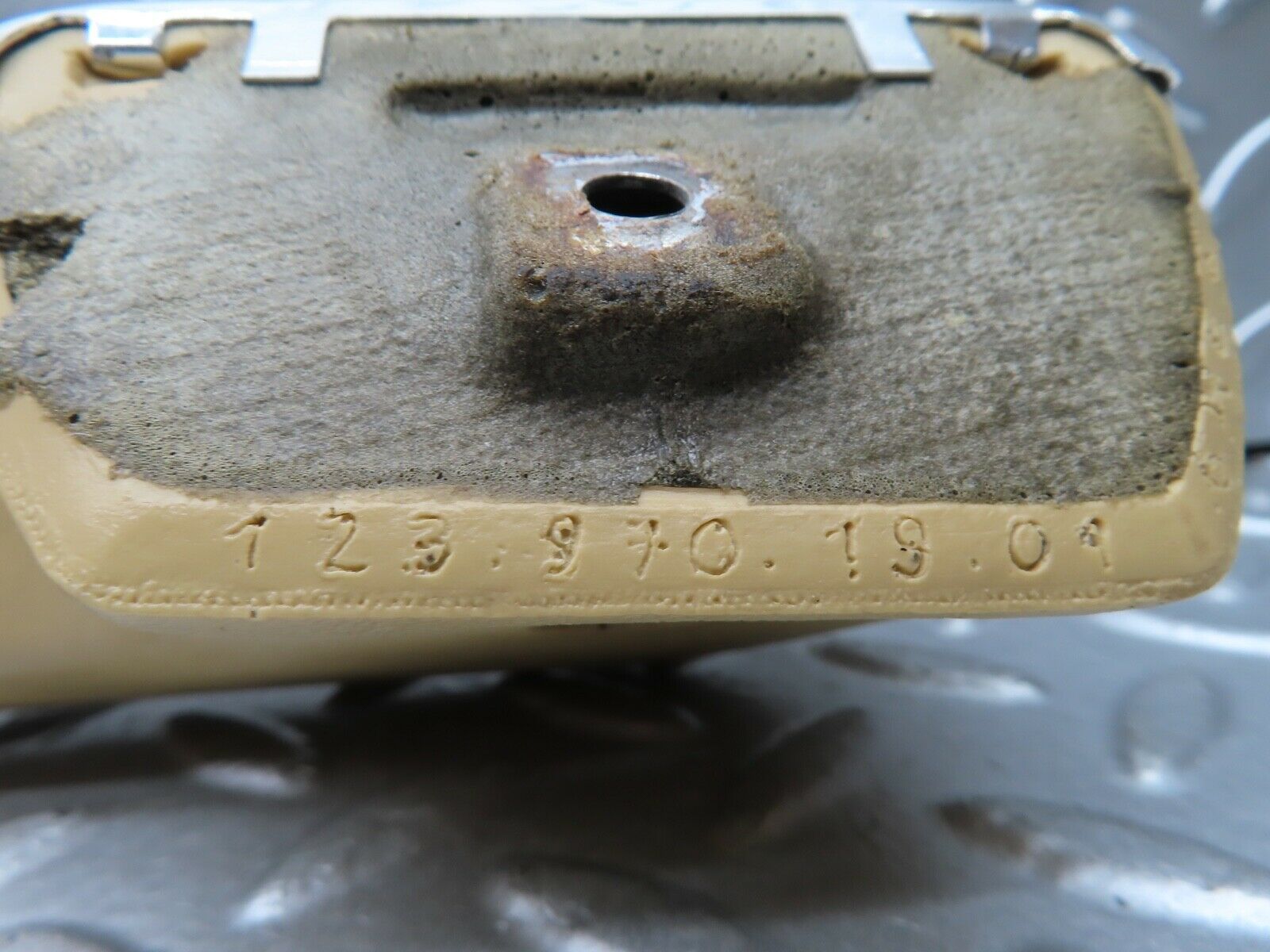 21031 Mercedes-Benz W123 230E Interior Door Handle Rear Left Beige 1239701901