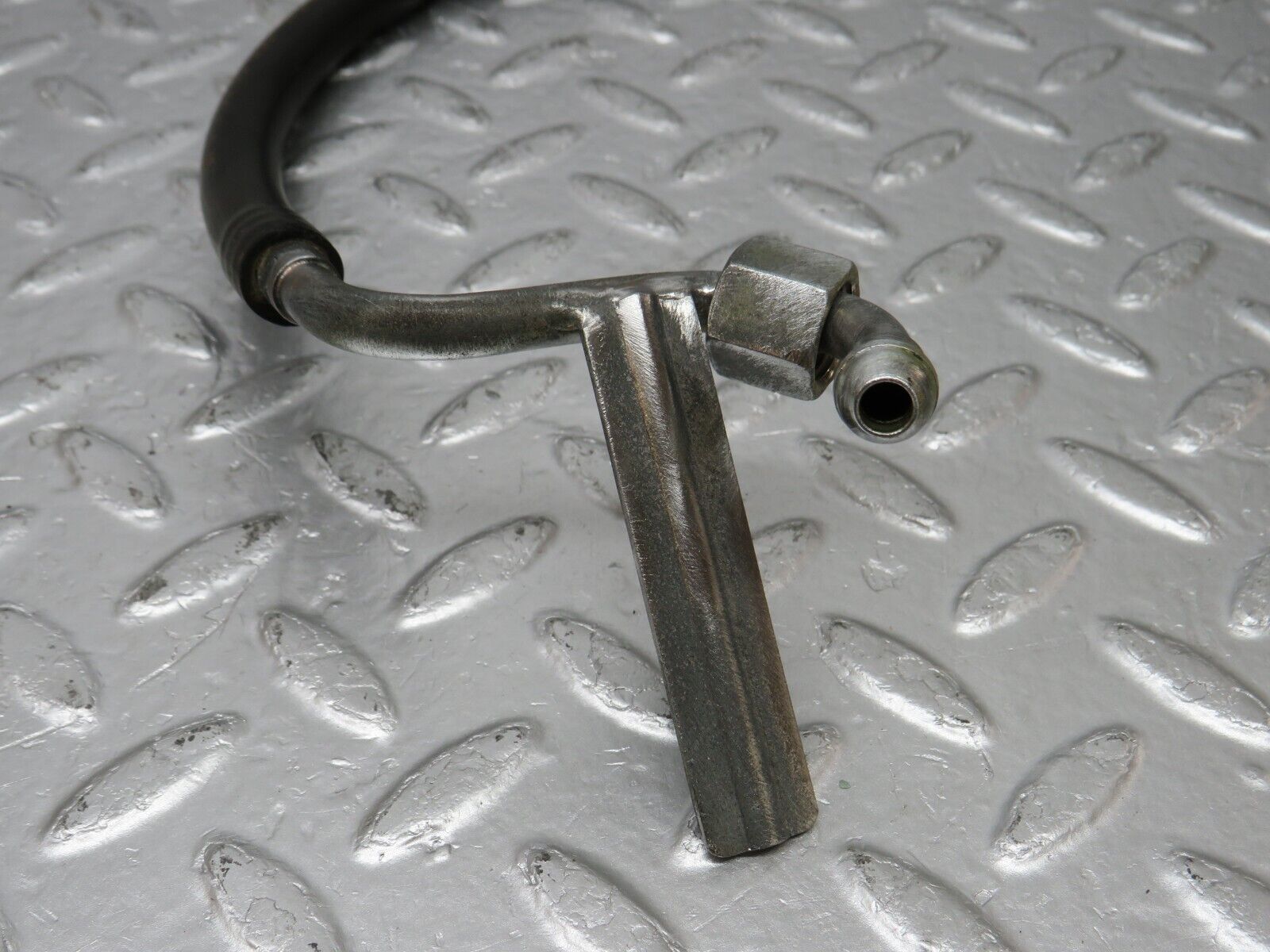 34182 Mercedes-Benz W124 260E Fuel Hose Pipe